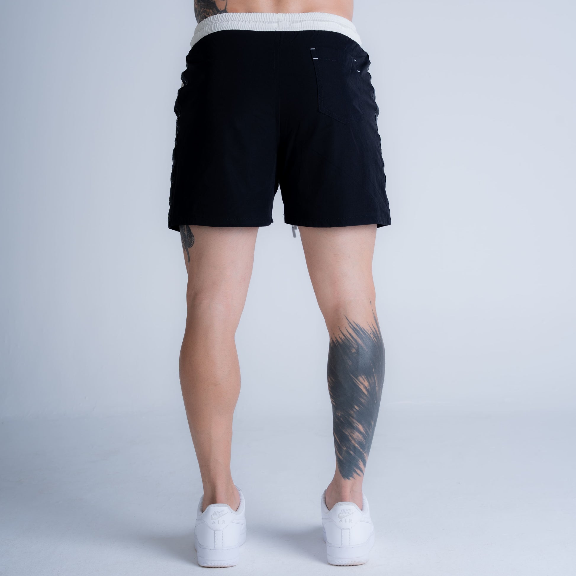 Shorts de Tactel Stripes Mith Nation Preto