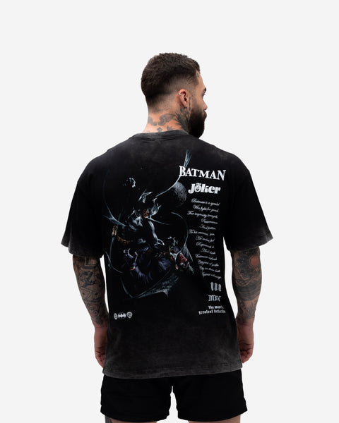 Camiseta <strong>Oversized Estonada Premium </strong>Mith X Batman Vs. Joker Preto