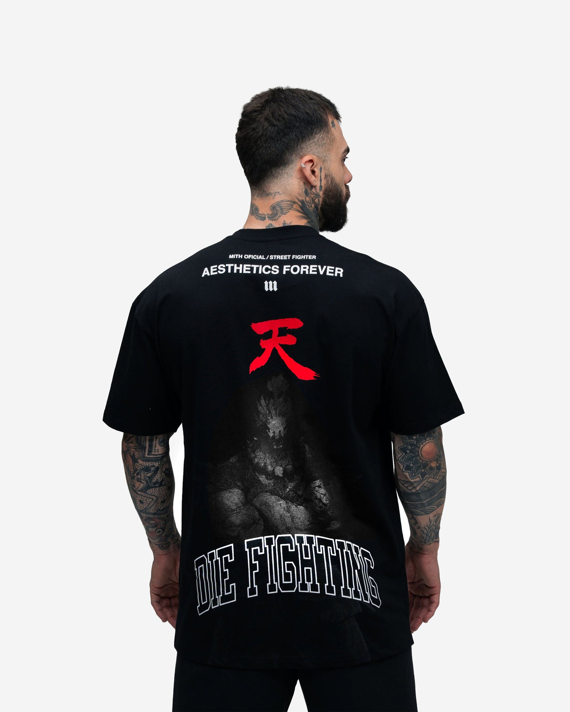 Camiseta Oversized Street Fighter Akuma Aesthetics Mono Preto