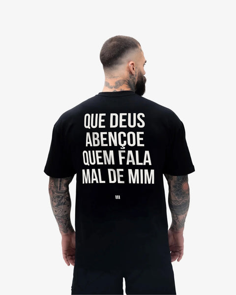 Camiseta Oversized Treino Preto Quem Fala Mal de Mim