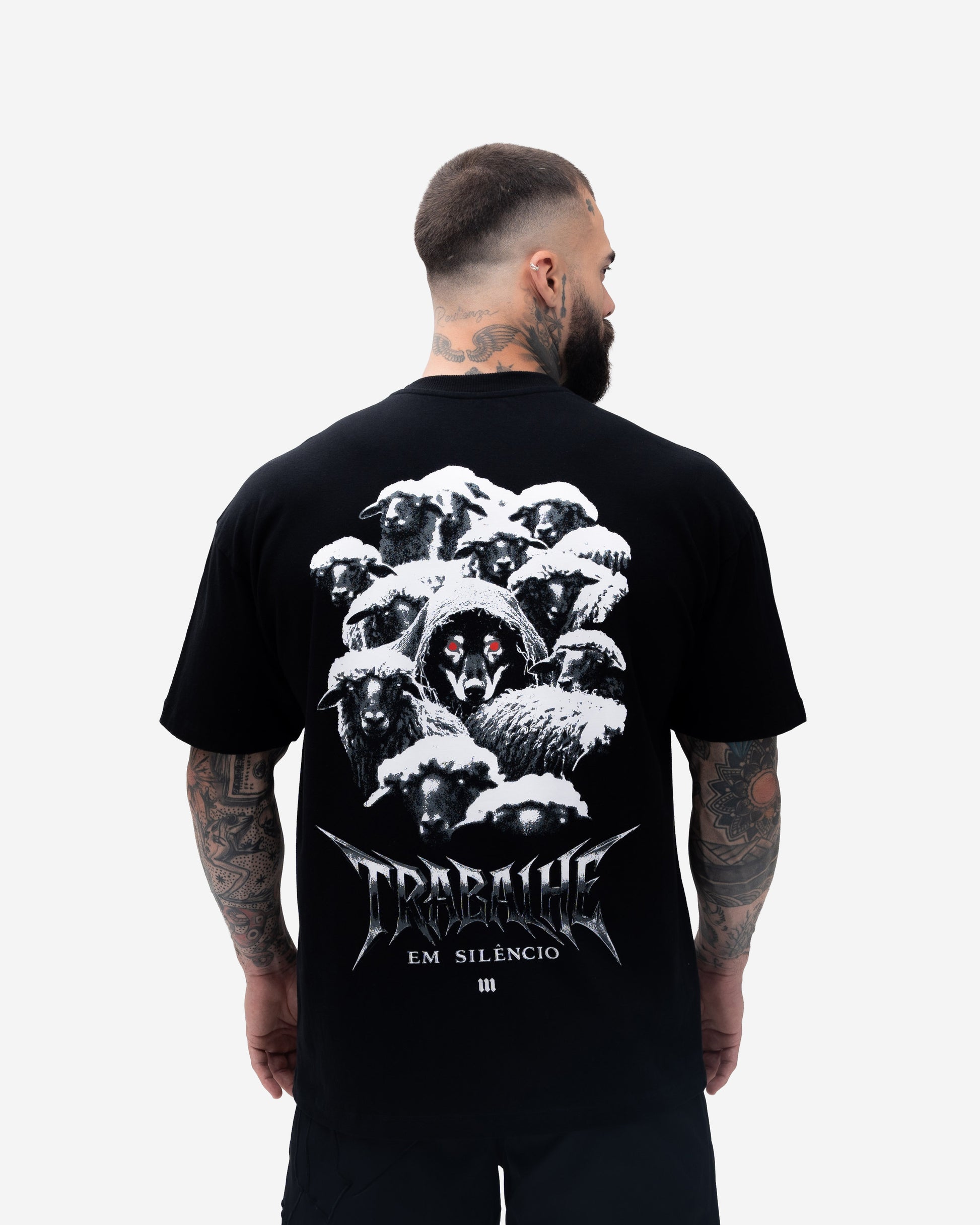 Camiseta <strong>Oversized Treino</strong> Mith Trabalhe em Silêncio Preto