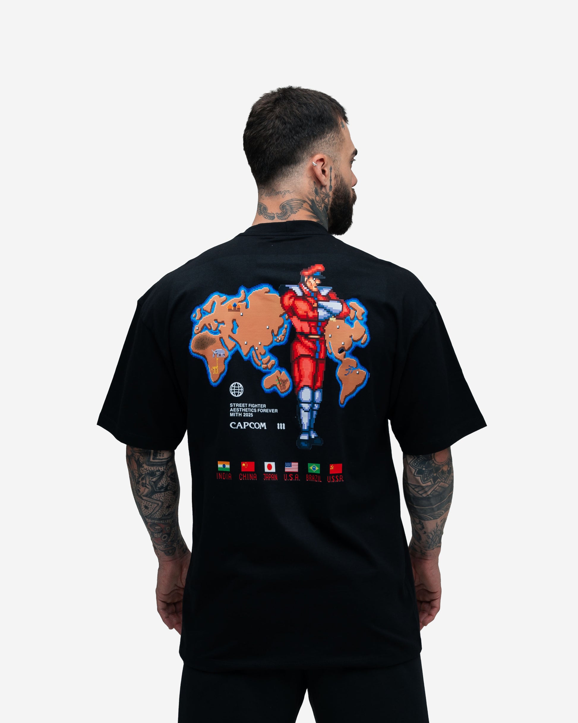 Camiseta Oversized Street Fighter Mr. Bison Map Preto