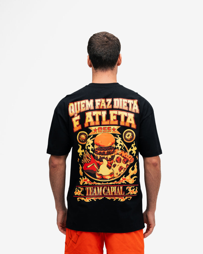 Camiseta Oversized Comam Frutas Quem faz Dieta é Atleta Preto