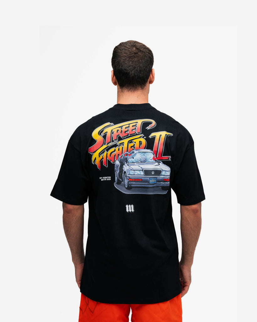 Camiseta Oversized Street Fighter Car Stage Bonus Preto