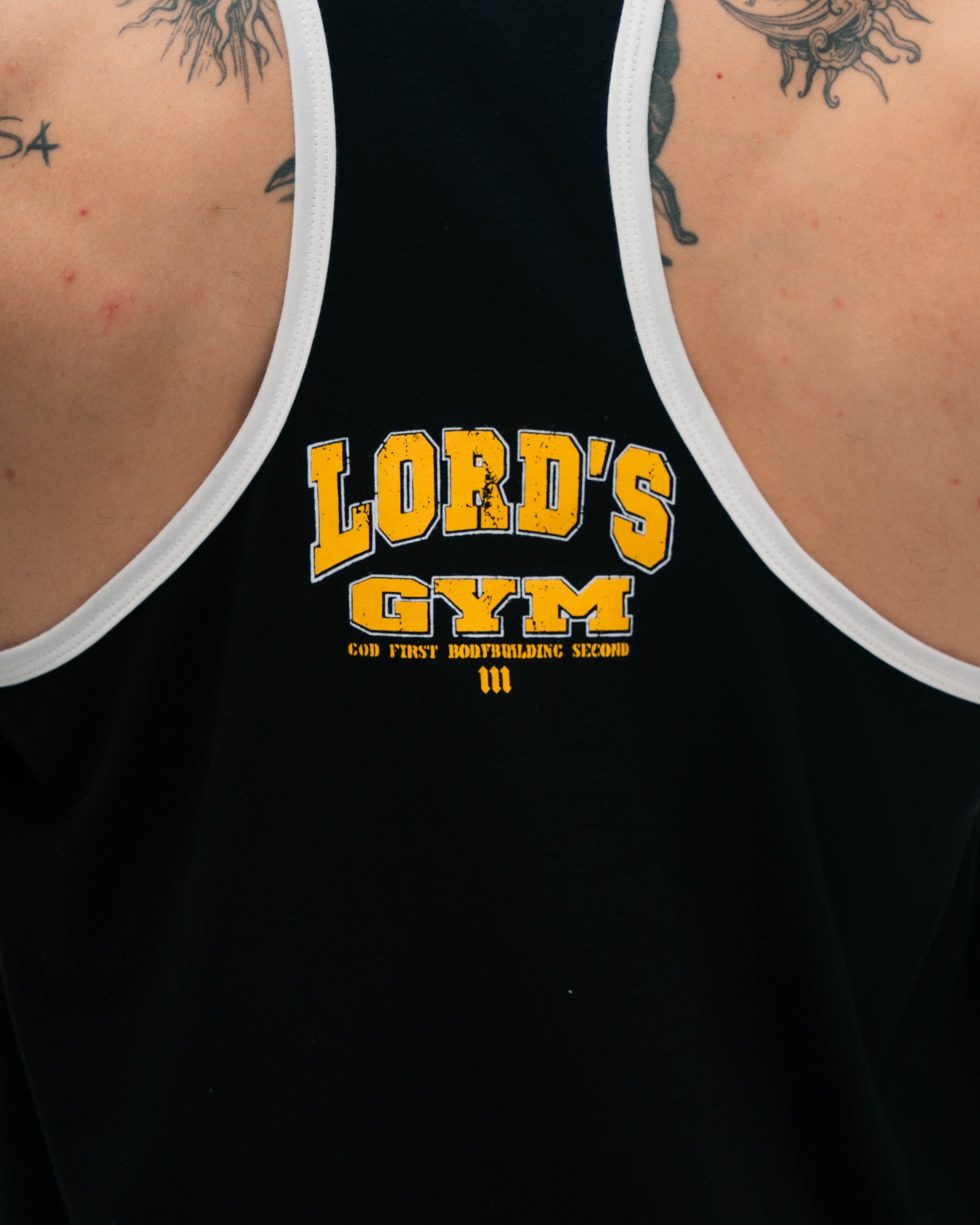 Regata Wide Preto Comam Frutas Lord's Gym