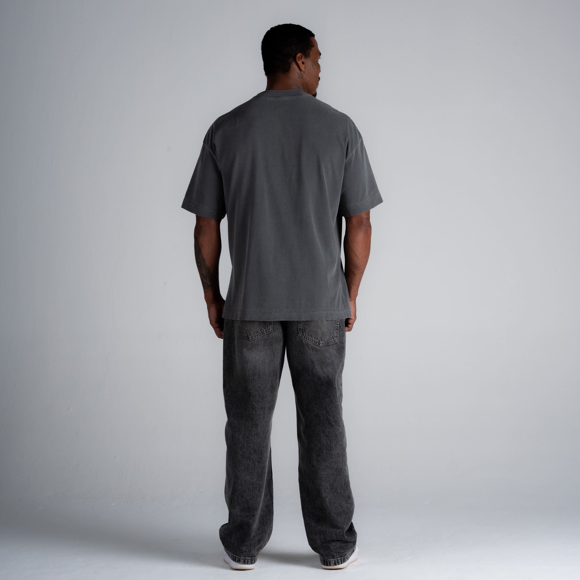 Camiseta Oversized Estonada Addiction Cinza