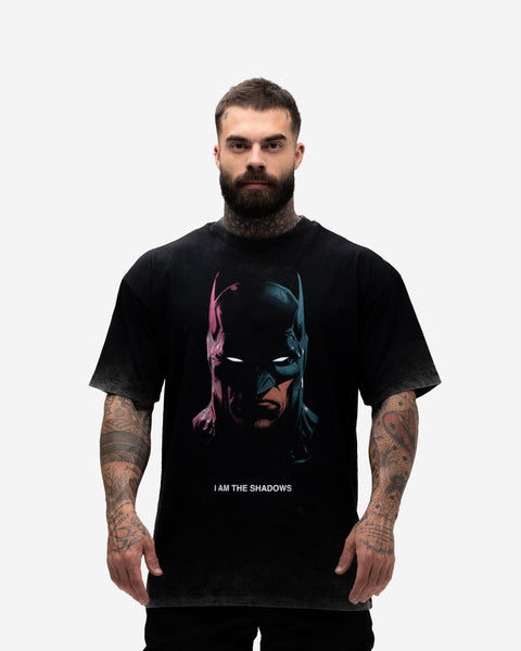 Camiseta <strong>Oversized Estonada Premium </strong>Mith X Batman I Am The Shadows Preto