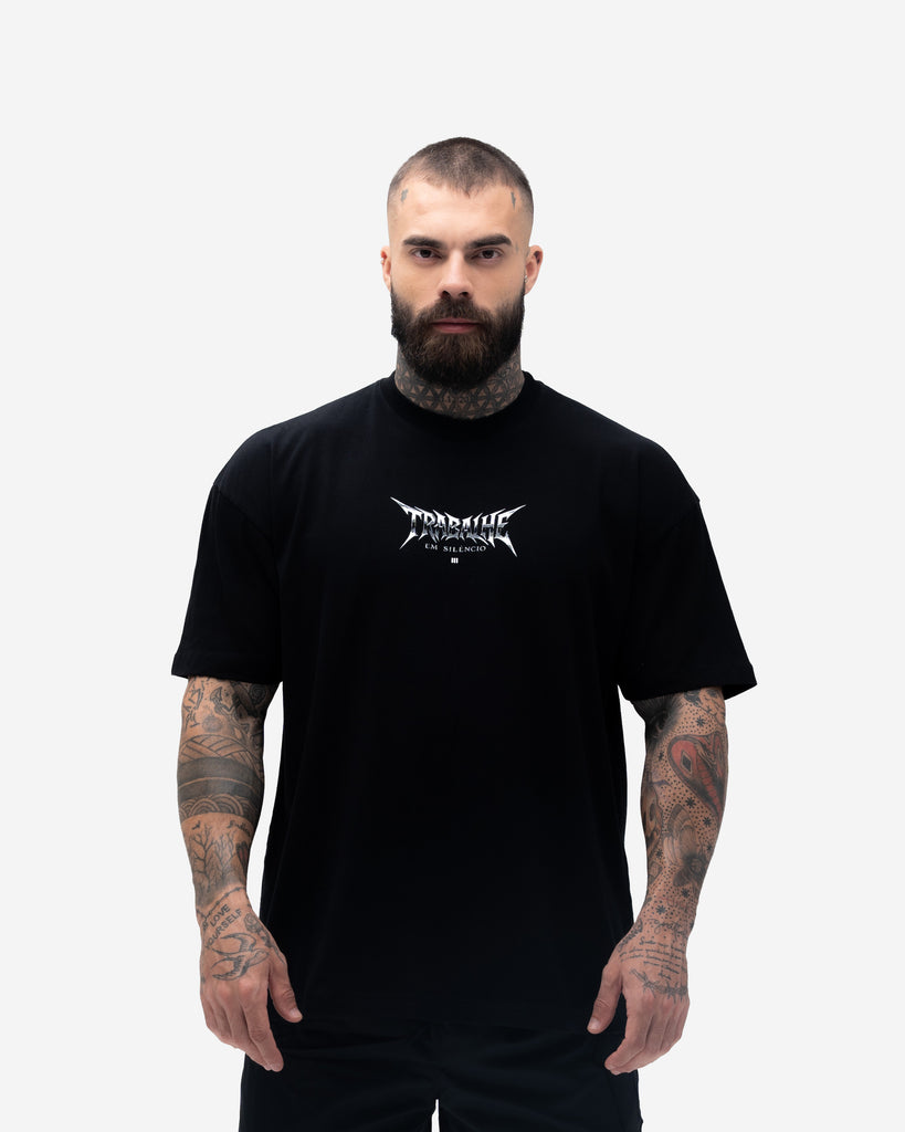 Camiseta <strong>Oversized Treino</strong> Mith Trabalhe em Silêncio Preto