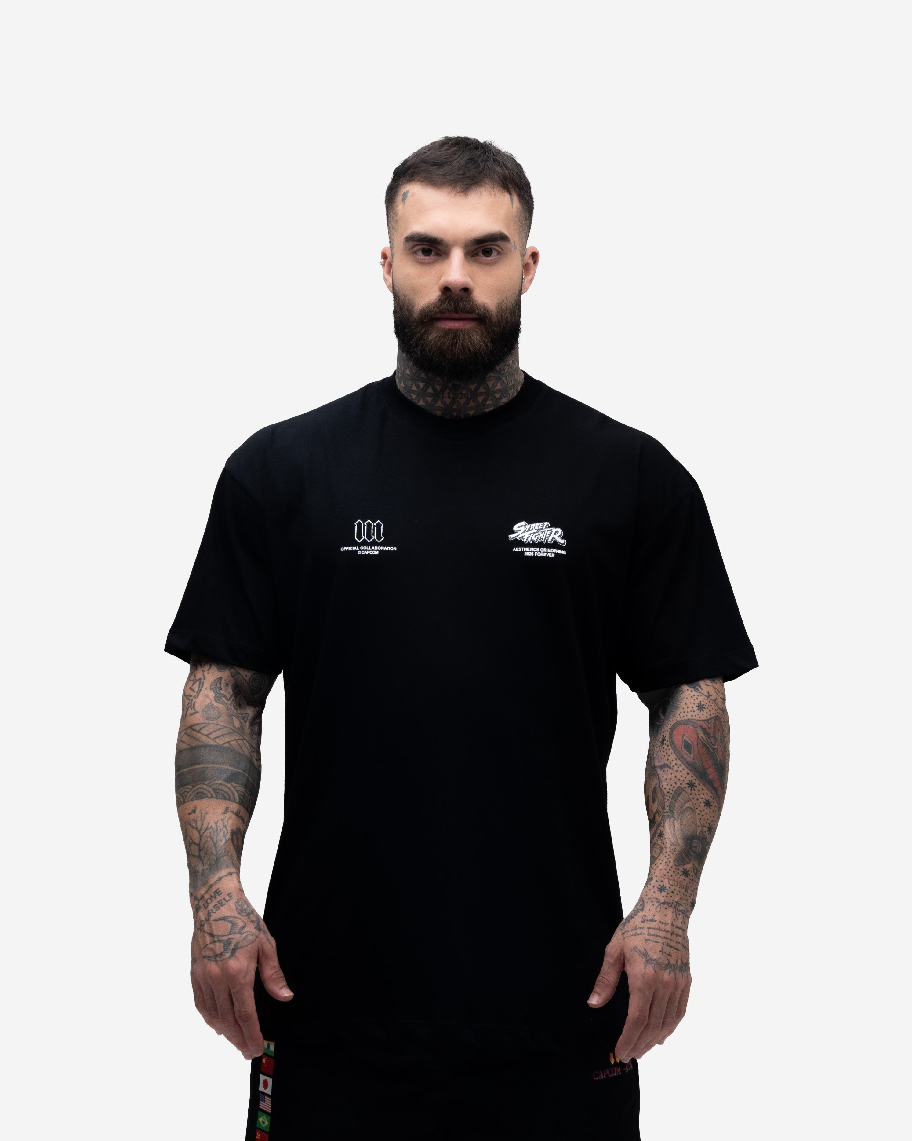 m_hm☆ Camiseta Oversized Mith Street Fighter Dhalsim Preto