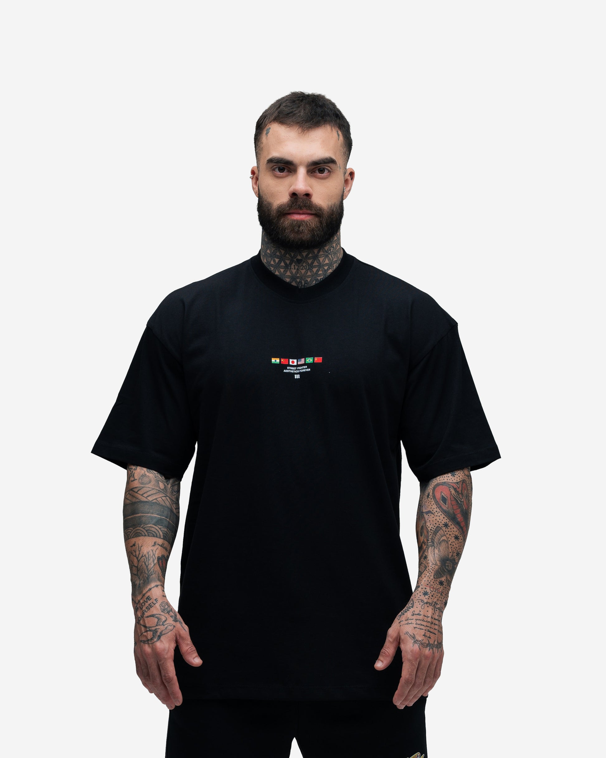 Camiseta Oversized Street Fighter Mr. Bison Map Preto
