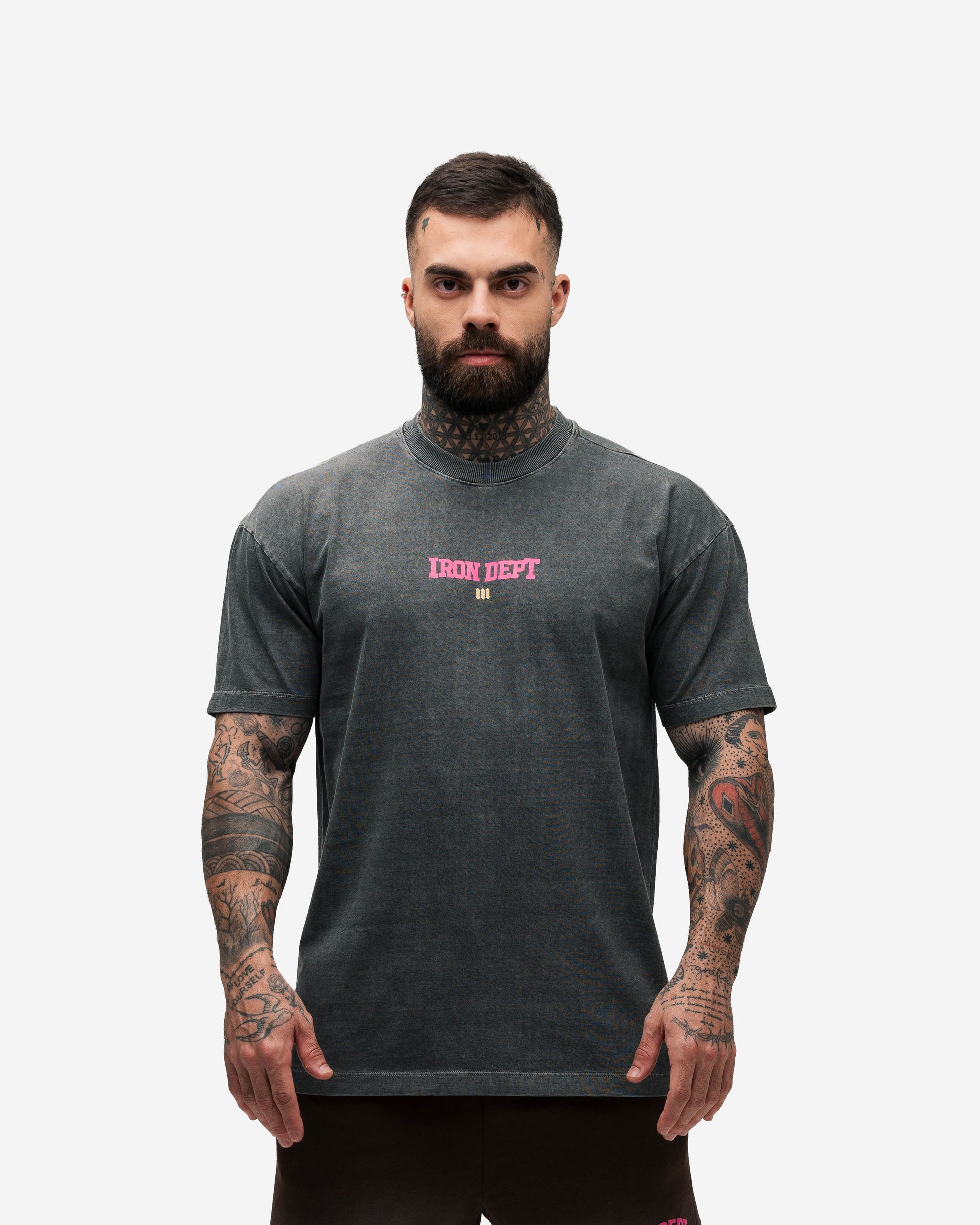 Camiseta Oversized Estonada Mith Golden Season Cinza