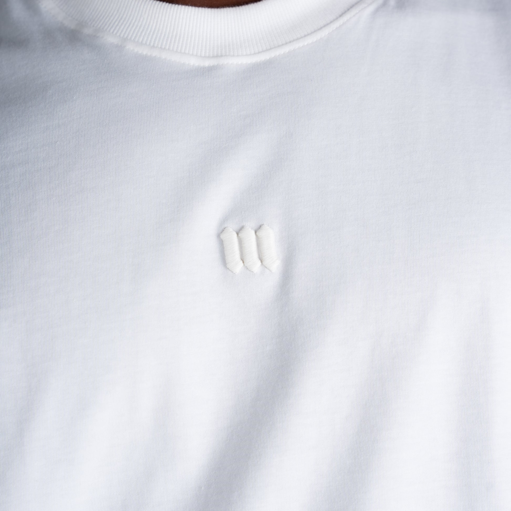 Camiseta Oversized Mith Nation Adornment Off White