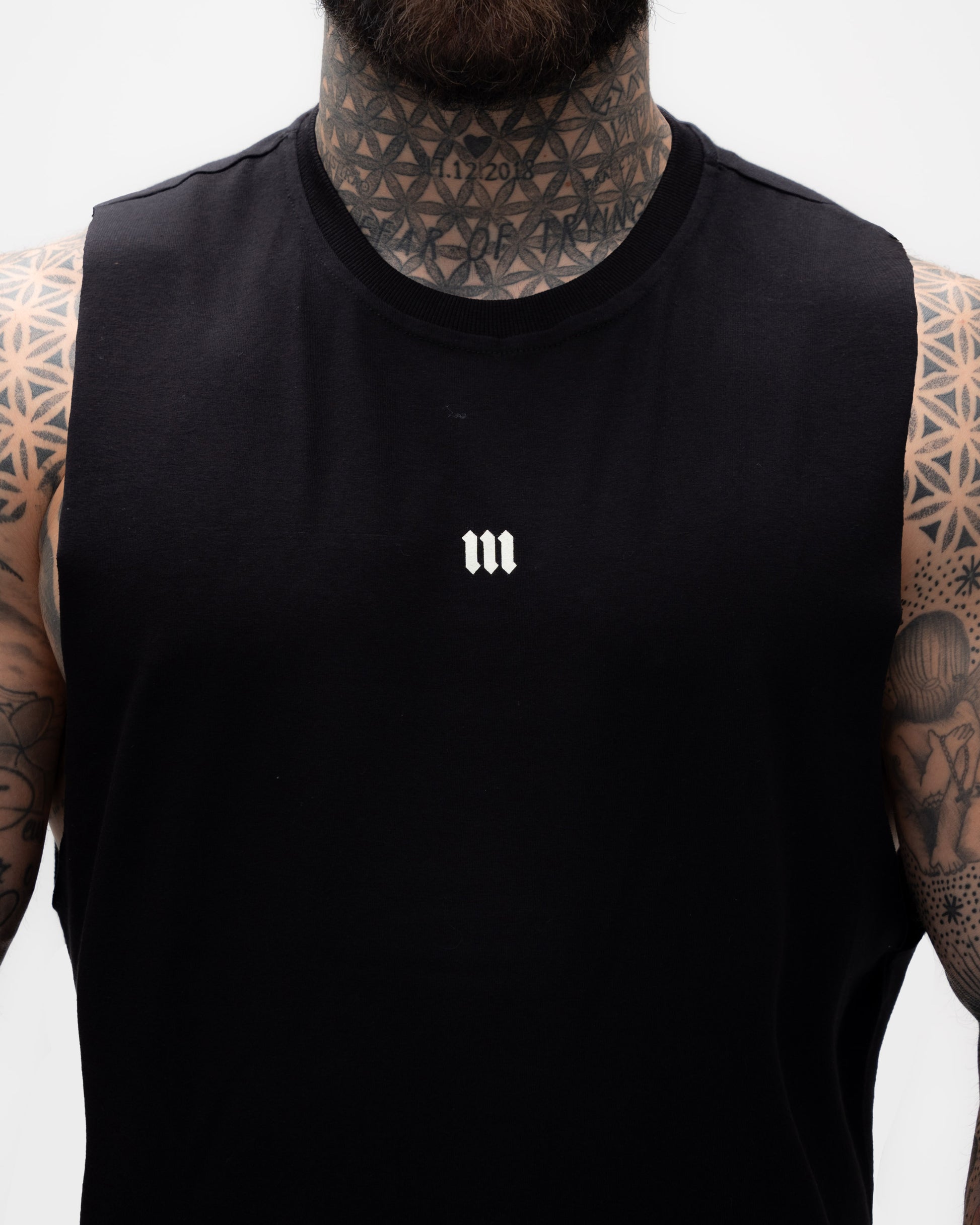 Regata Cut Off Treino Preto Mith Nation Doodle Grid