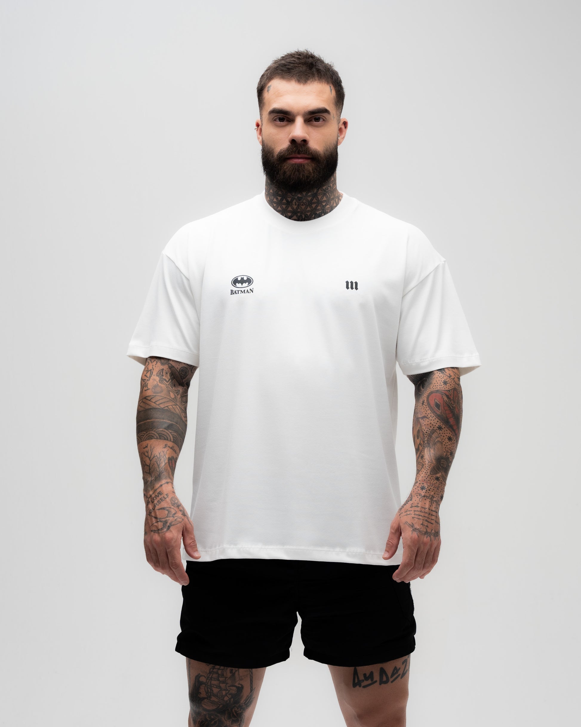 Camiseta Oversized Treino Mith X Batman Dark Knight Off White