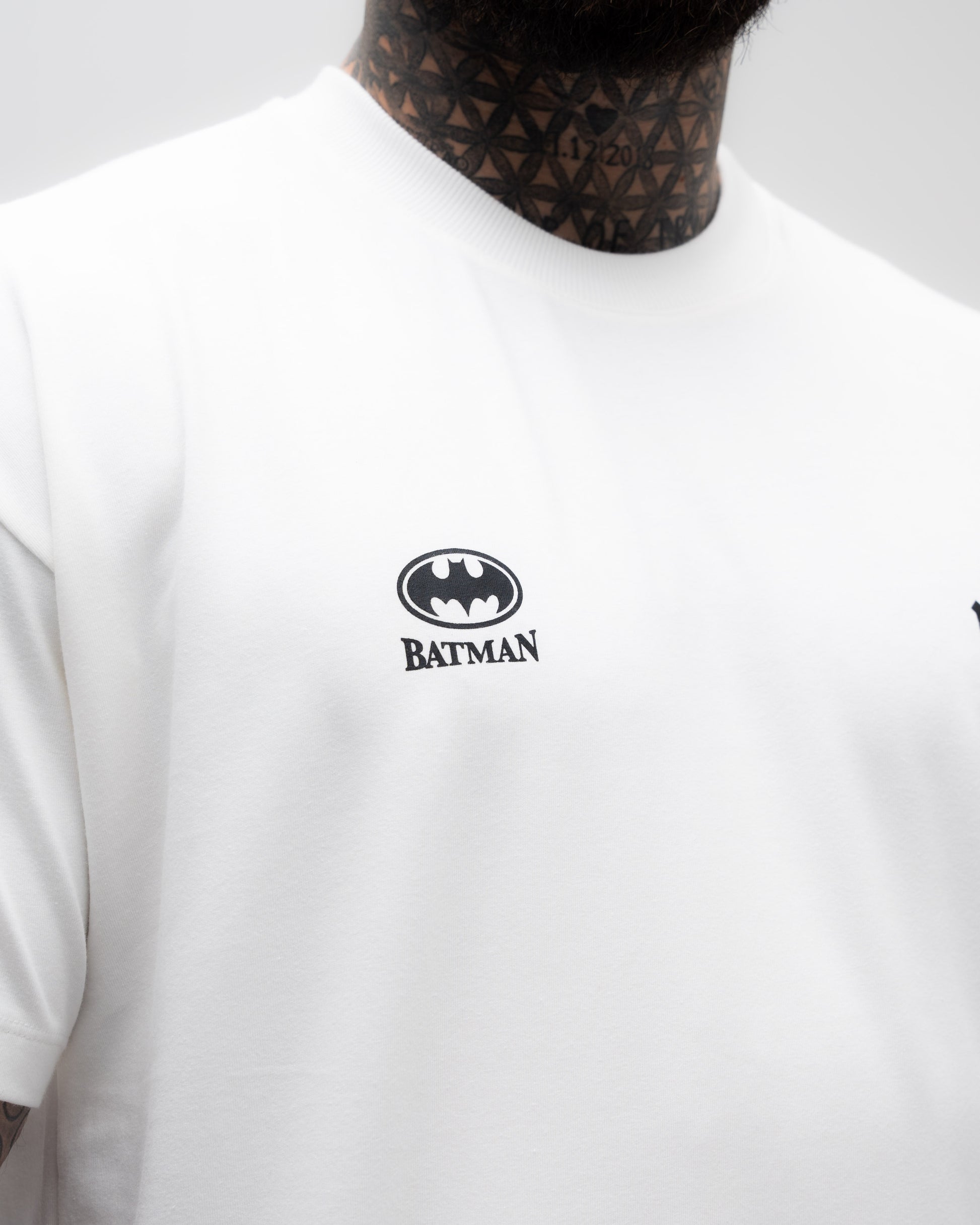 Camiseta <strong>Oversized Treino </strong>Mith X Batman Dark Knight Off White