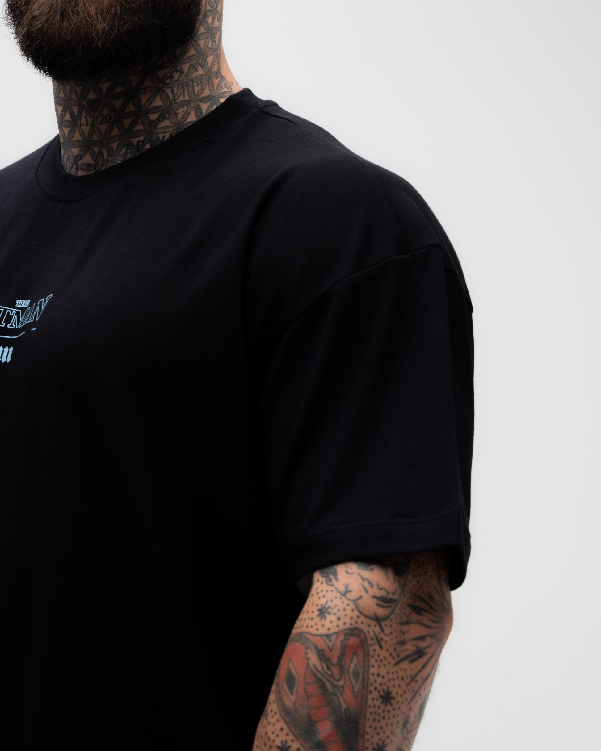 Camiseta <strong>Oversized Treino</strong> Mith X Batman Darkness Preto