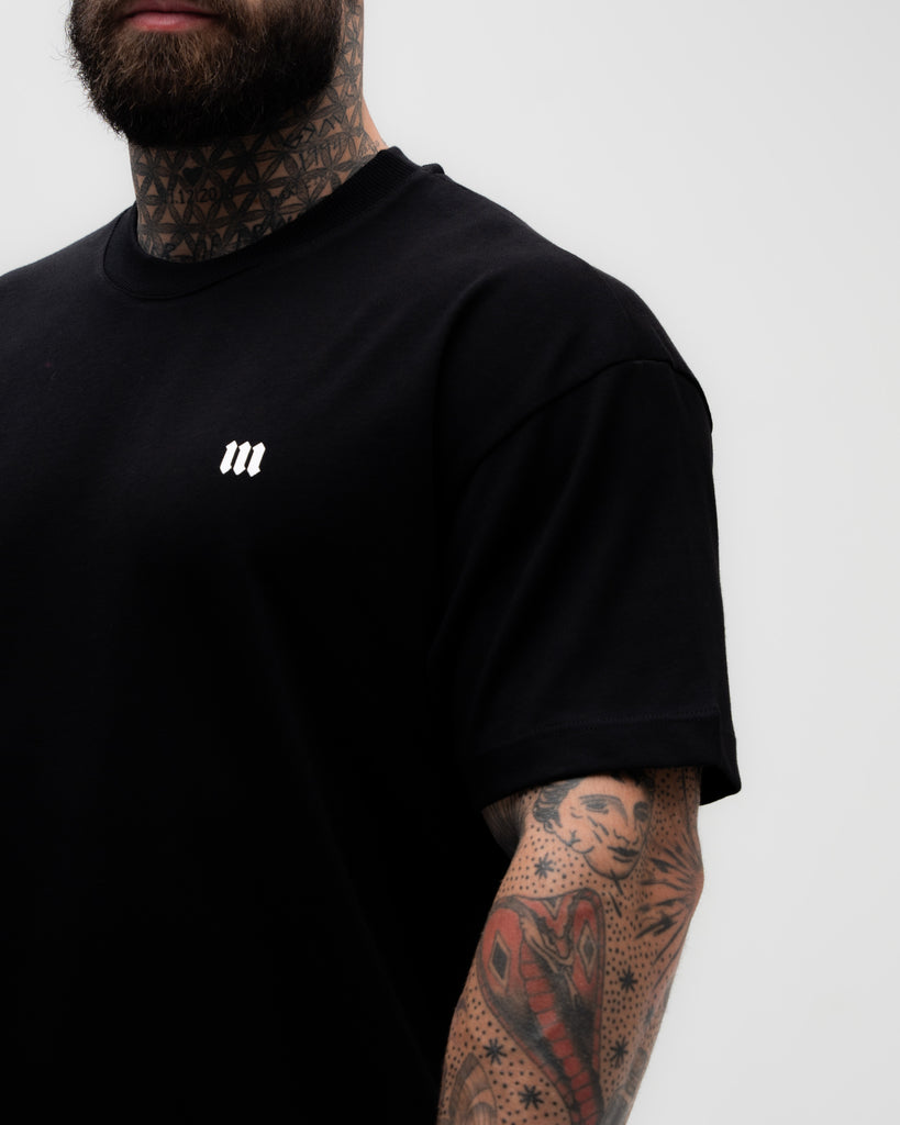 Camiseta <strong>Oversized Heavy </strong>Mith X Batman Defender Preto