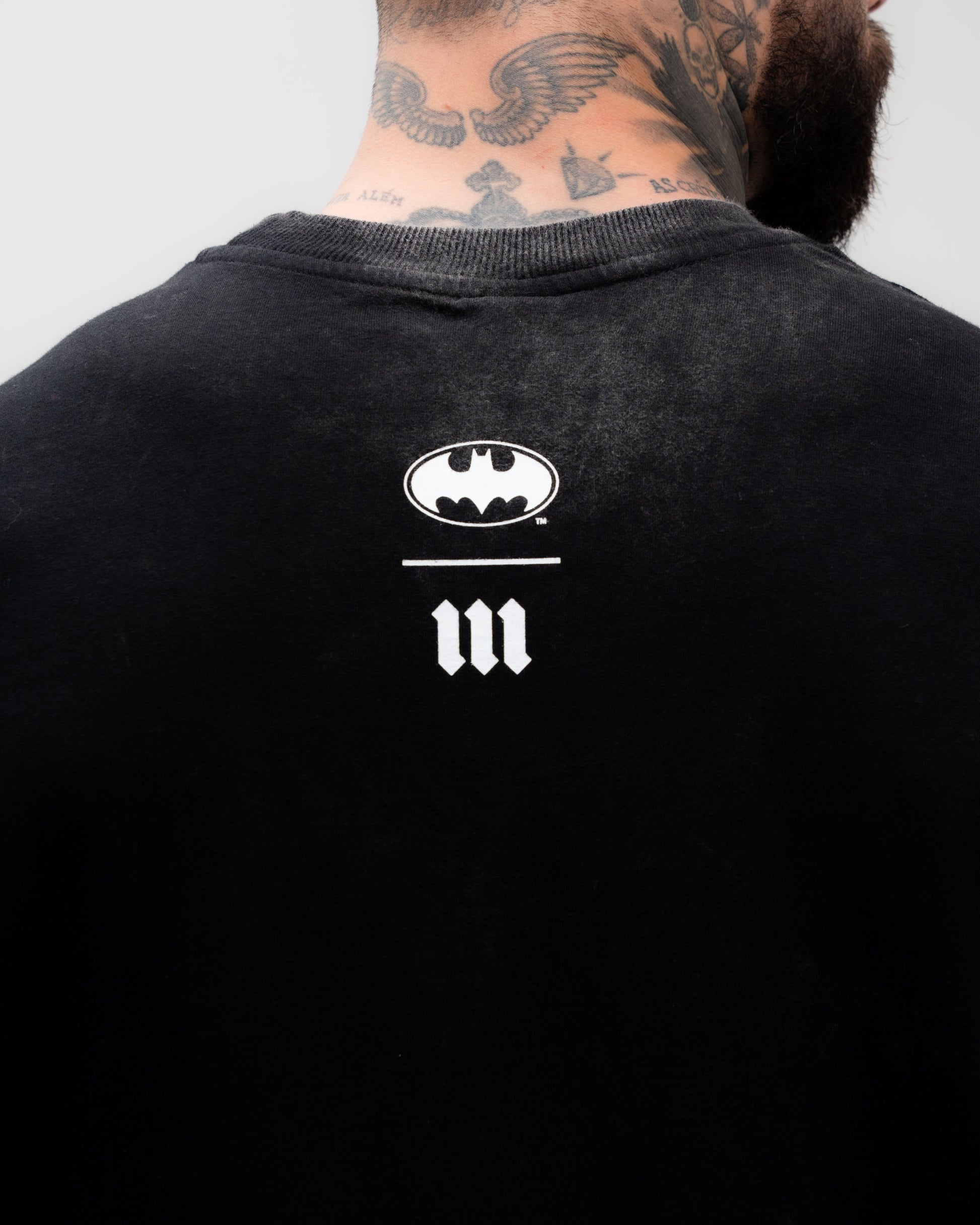 Camiseta <strong>Oversized Estonada Premium </strong>Mith X Batman I Am The Shadows Preto