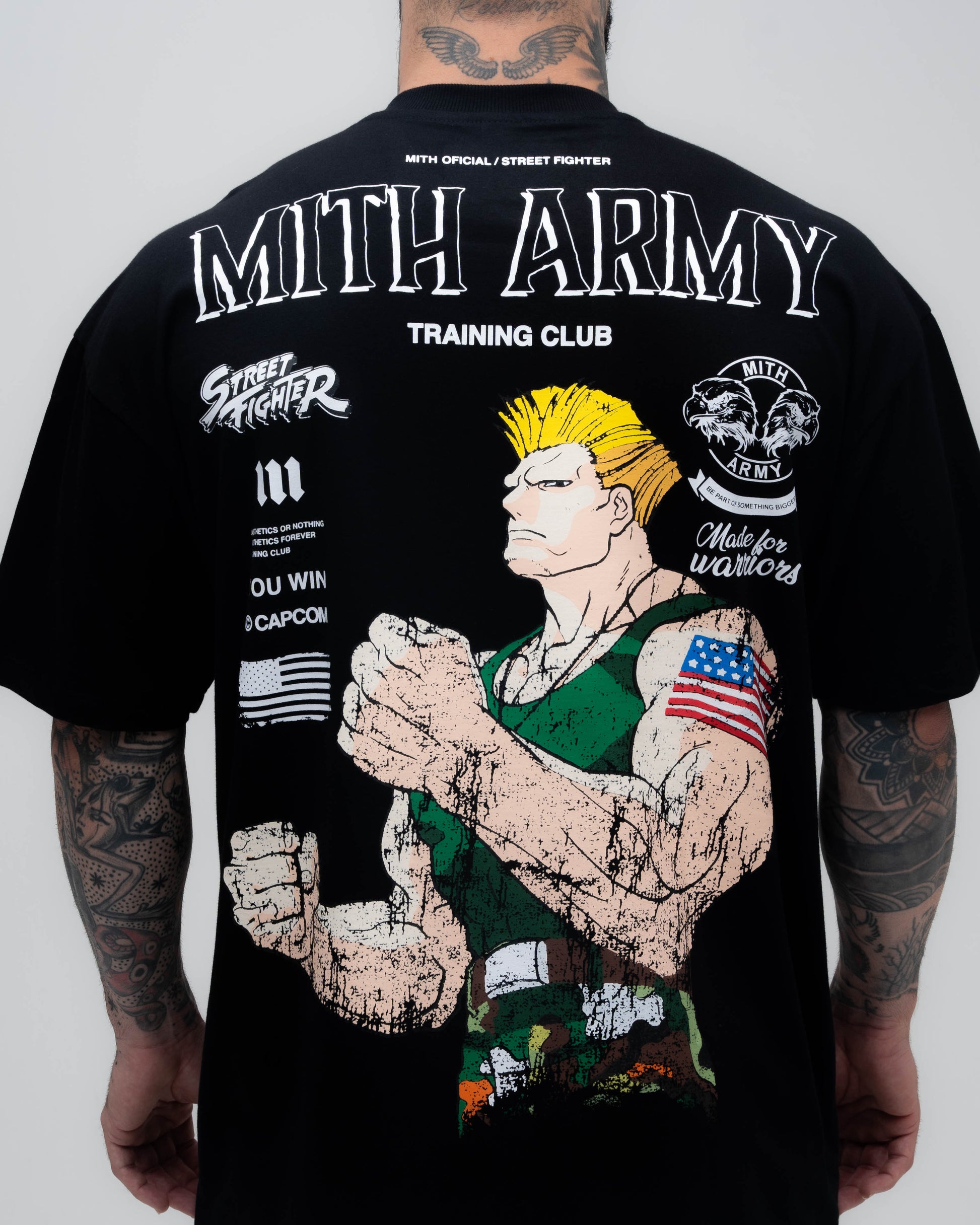 Camiseta Oversized Mith Street Fighter Army Guile Preto