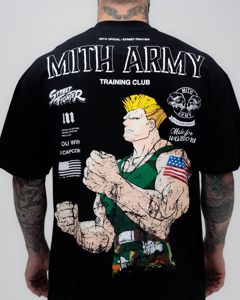 Camiseta Oversized Mith Street Fighter Army Guile Preto