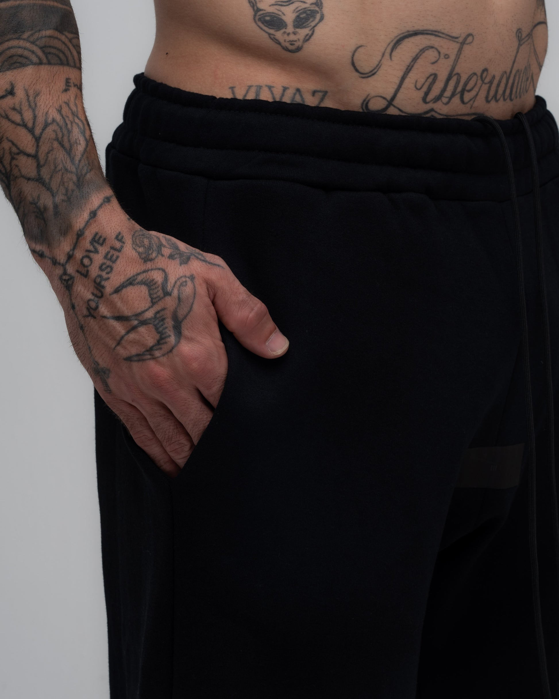 Calça de Moletom Oversized Mith Nation Label Preto