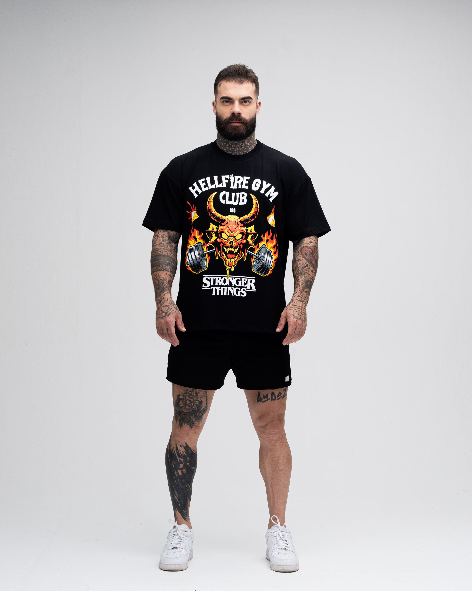 Camiseta Oversized Treino Preta Mith Hellfire Club