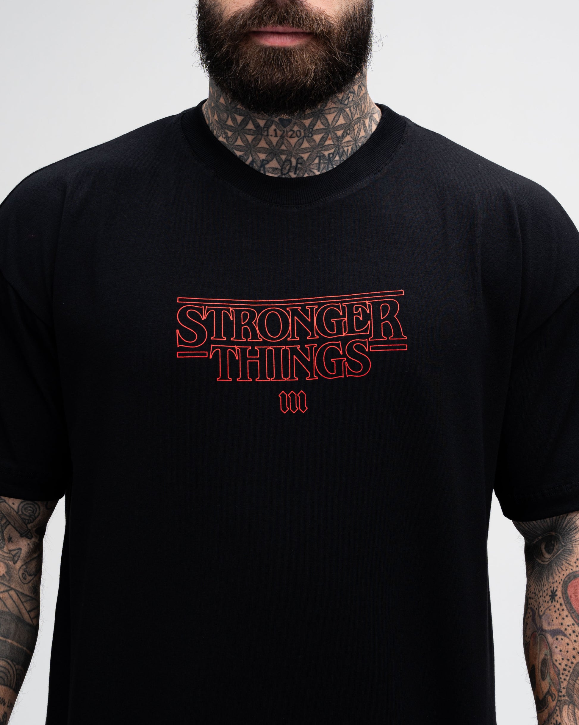 Camiseta Oversized Treino Mith Stronger Things Preto