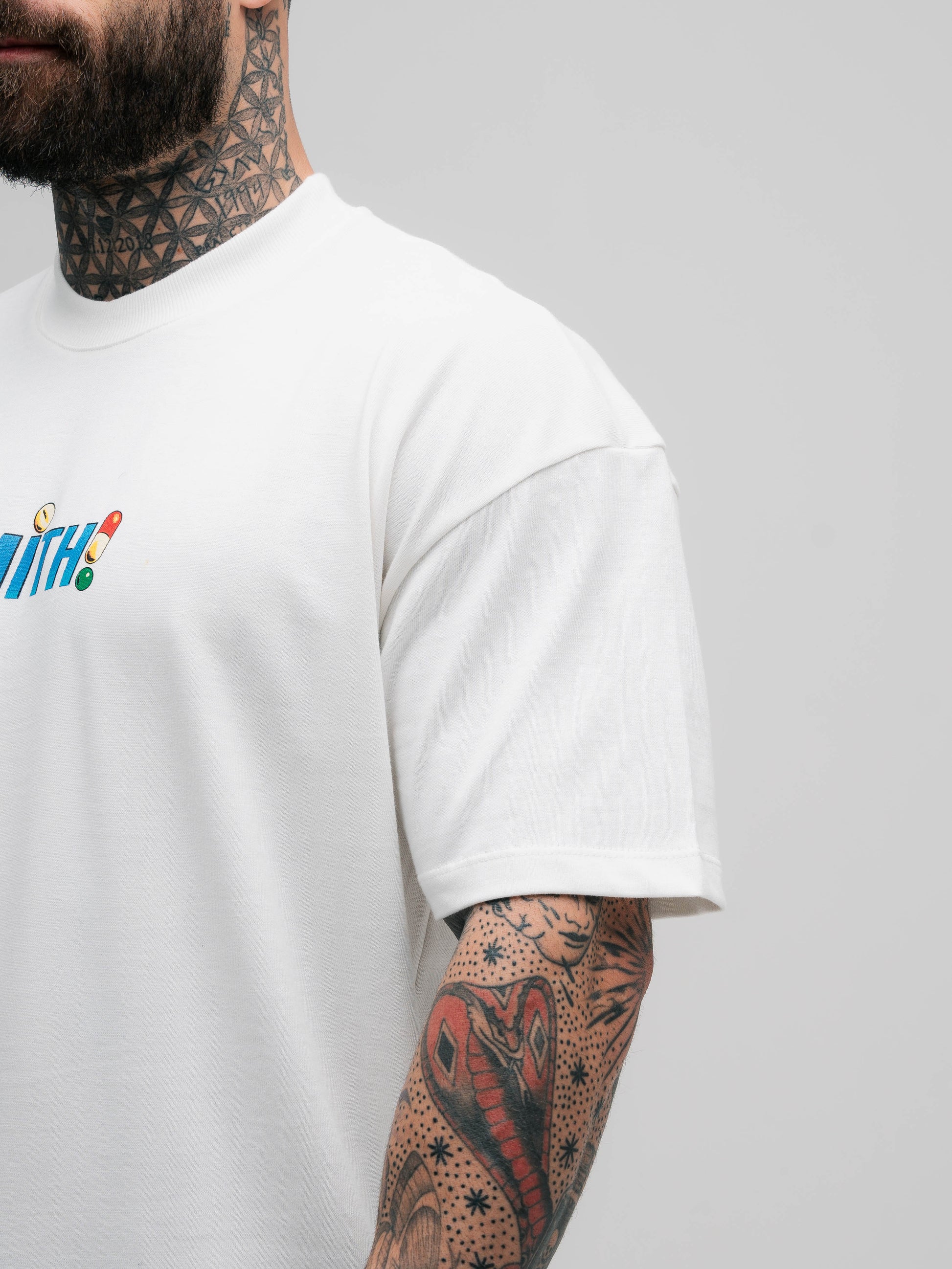Camiseta Oversized Mith Comam Frutas Kit Off White