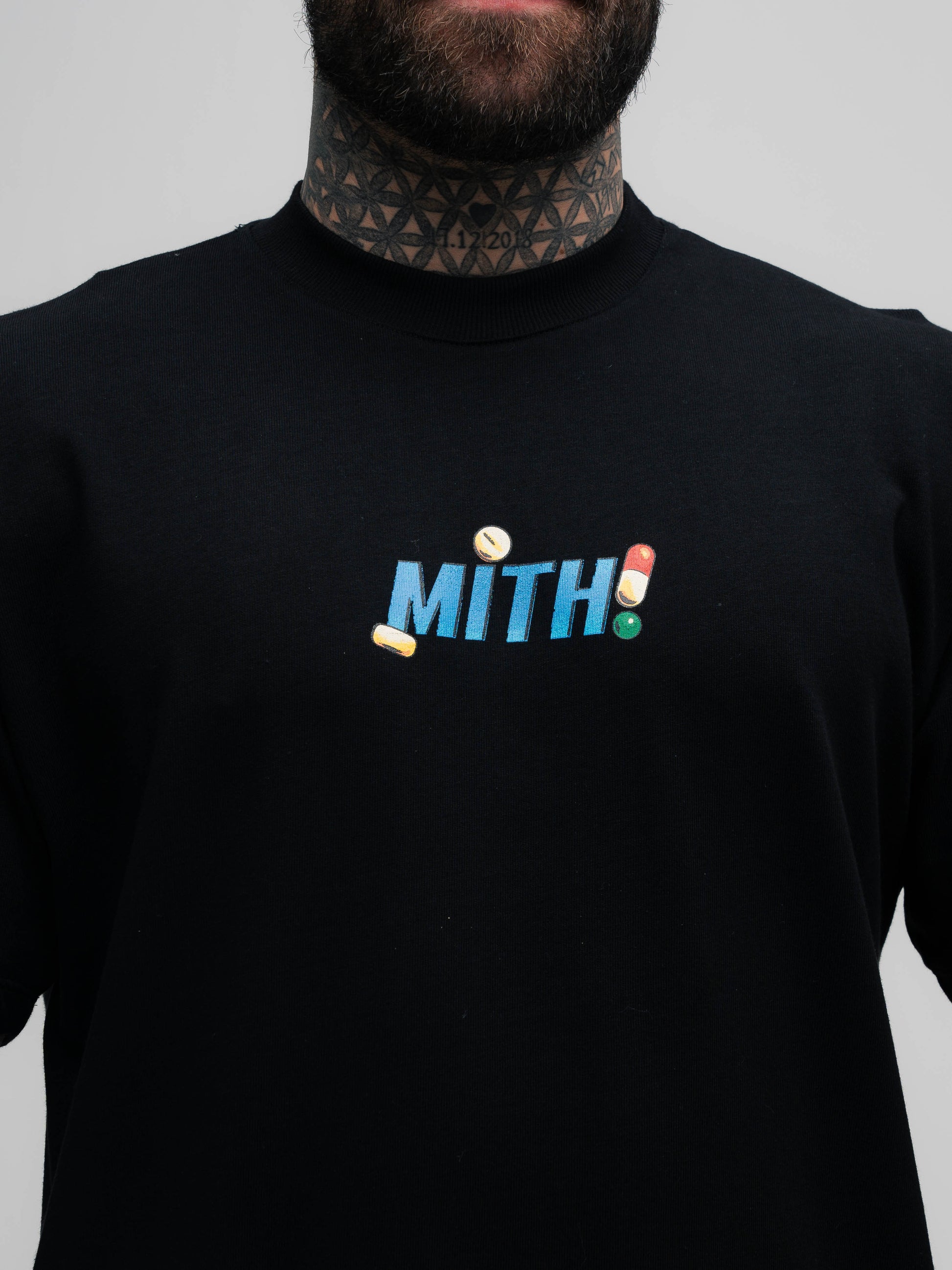 Camiseta Oversized Mith Comam Frutas Kit Preto