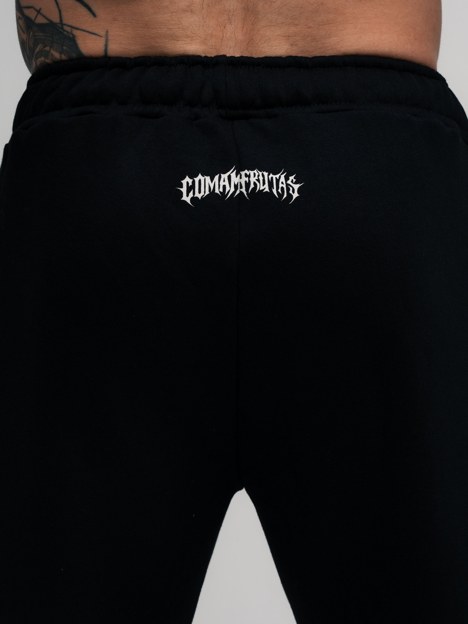 Calça de Moletom Oversized Reta Mith Comam Frutas Flames Off Preto