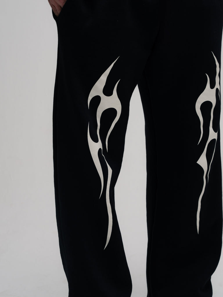 Calça de Moletom Oversized Reta Mith Comam Frutas Flames Off Preto