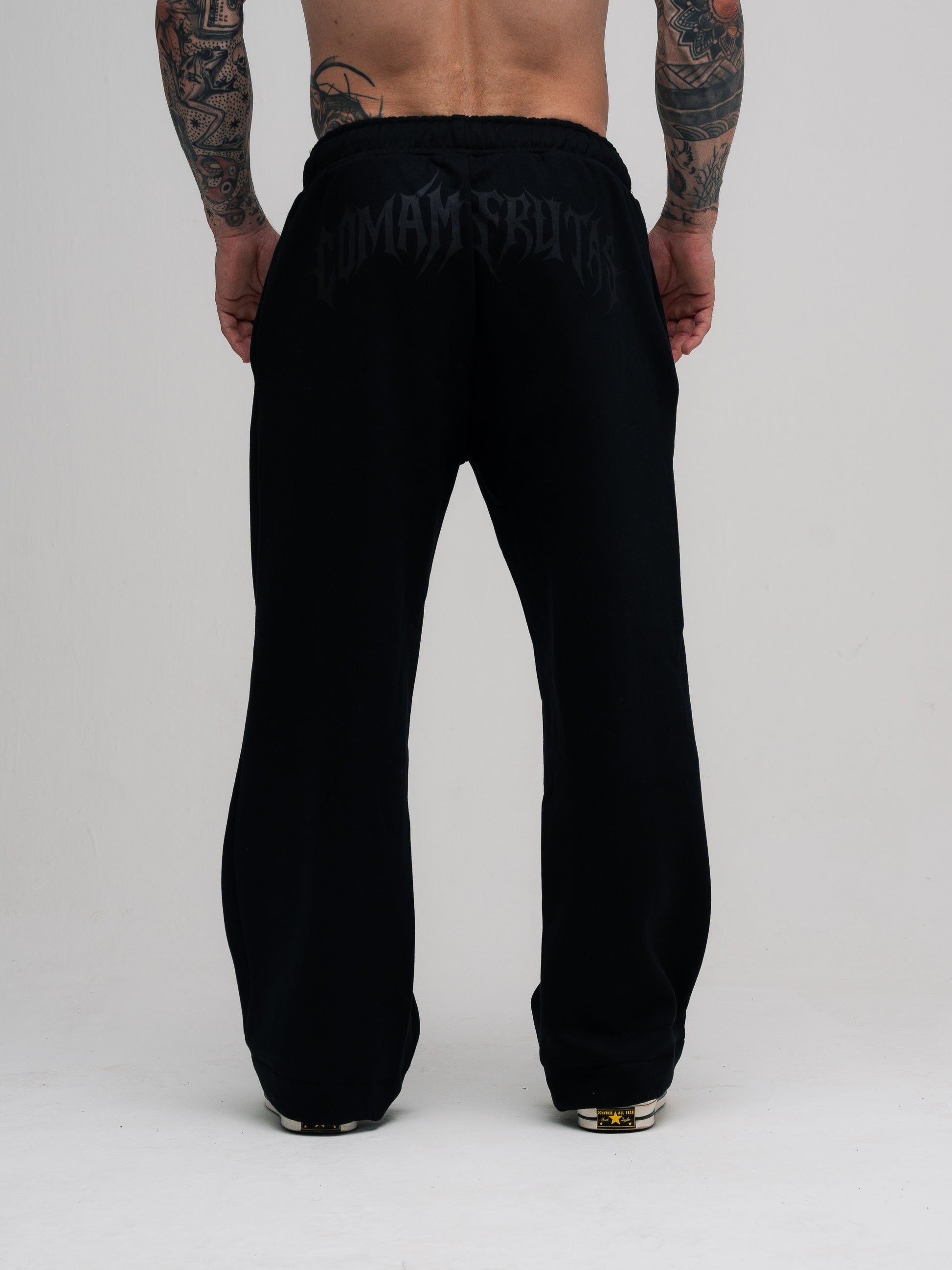 Calça de Moletom Oversized Reta Mith Comam Frutas Flame Preto