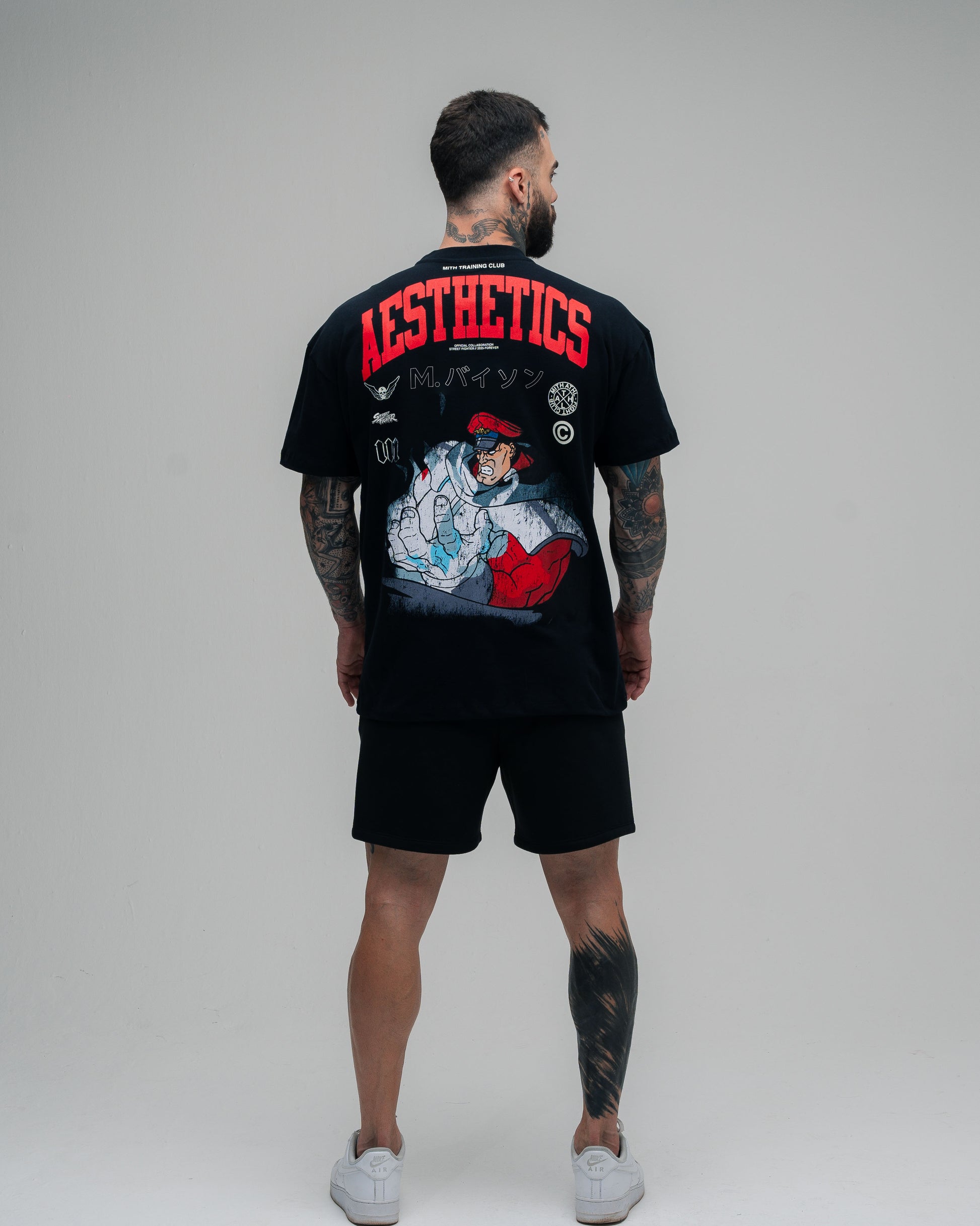 Camiseta Oversized Street Fighter M Bison Preto