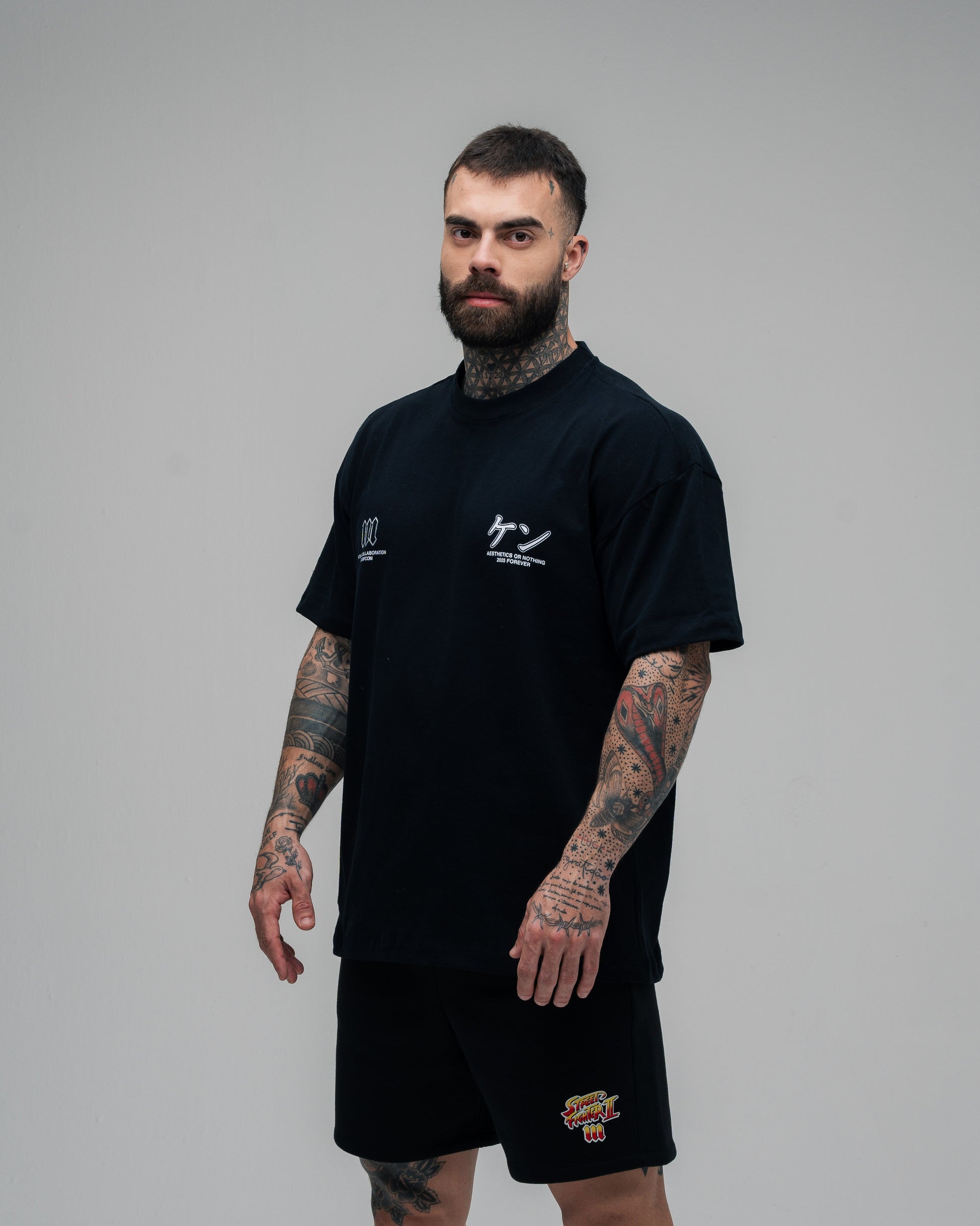 Camiseta Oversized Street Fighter Ken Preto