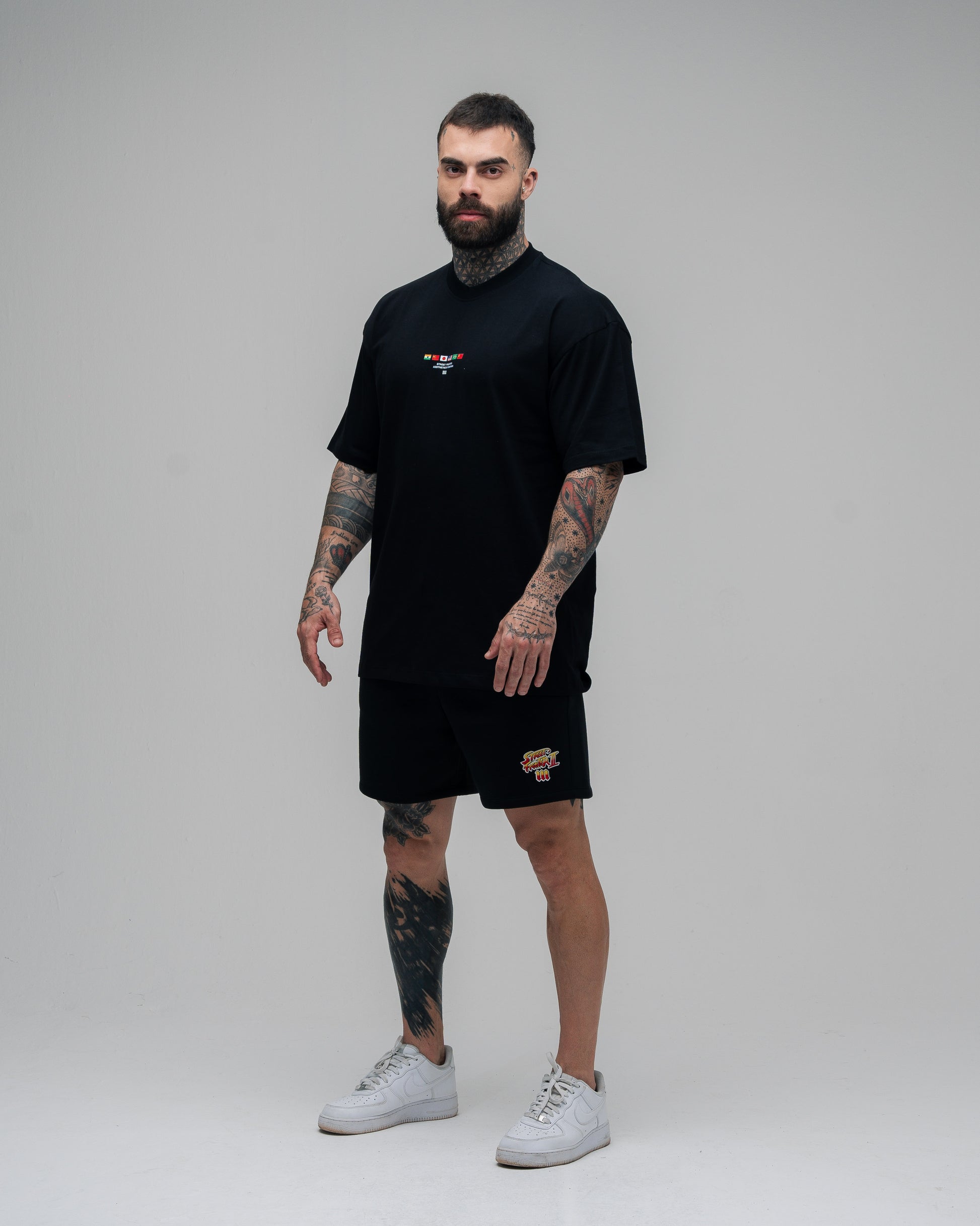 Camiseta Oversized Street Fighter Mr. Bison Map Preto