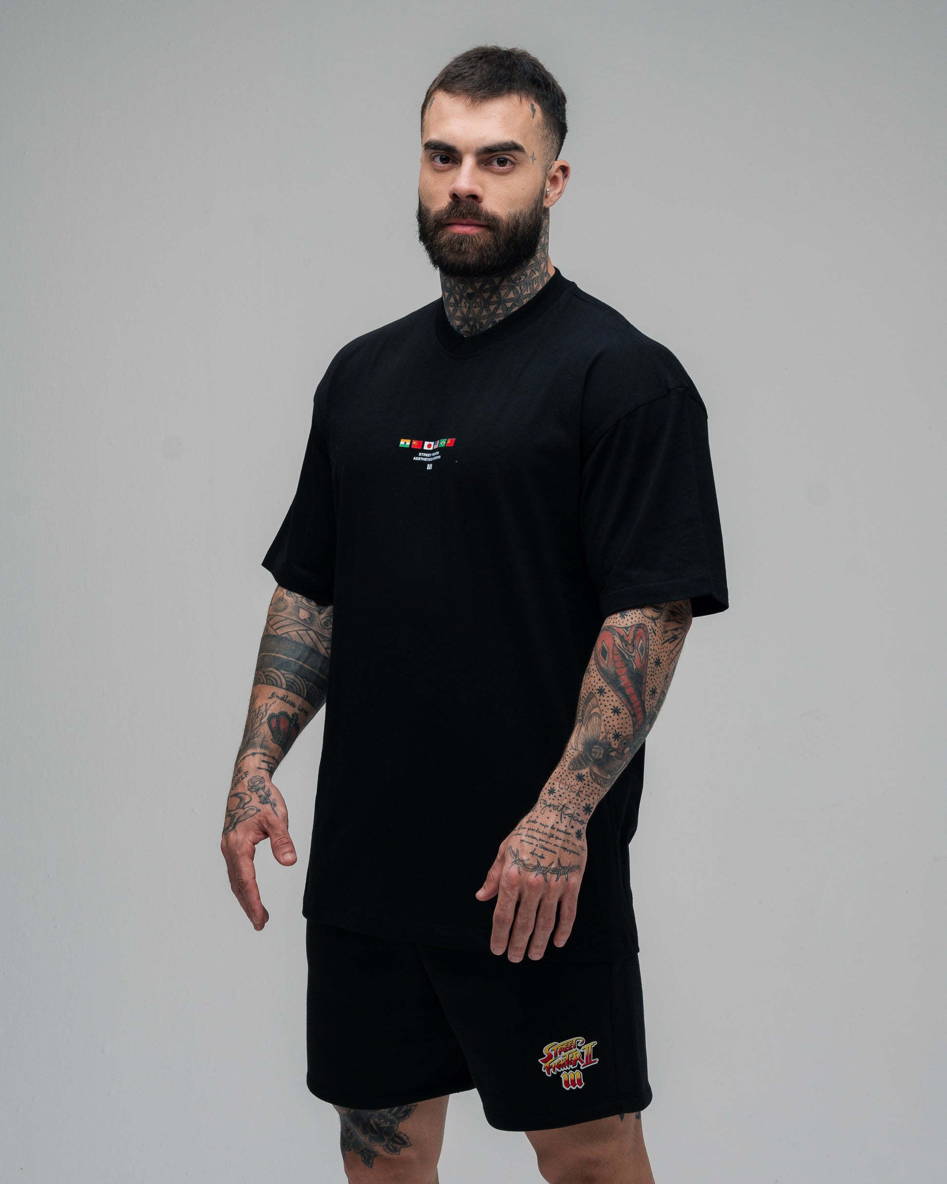 Camiseta Oversized Street Fighter Mr. Bison Map Preto