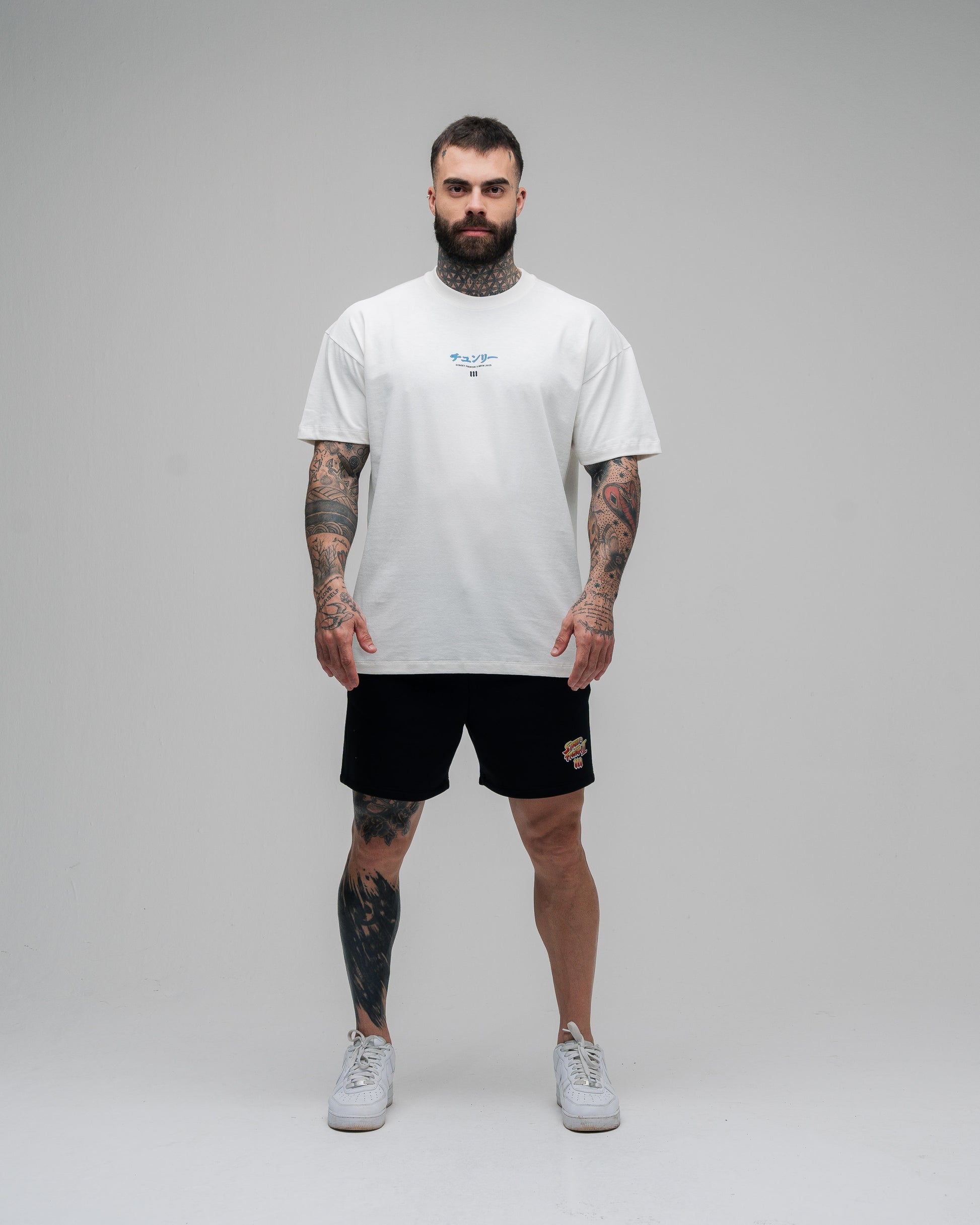 Camiseta Oversized Street Fighter Chun Li Off White