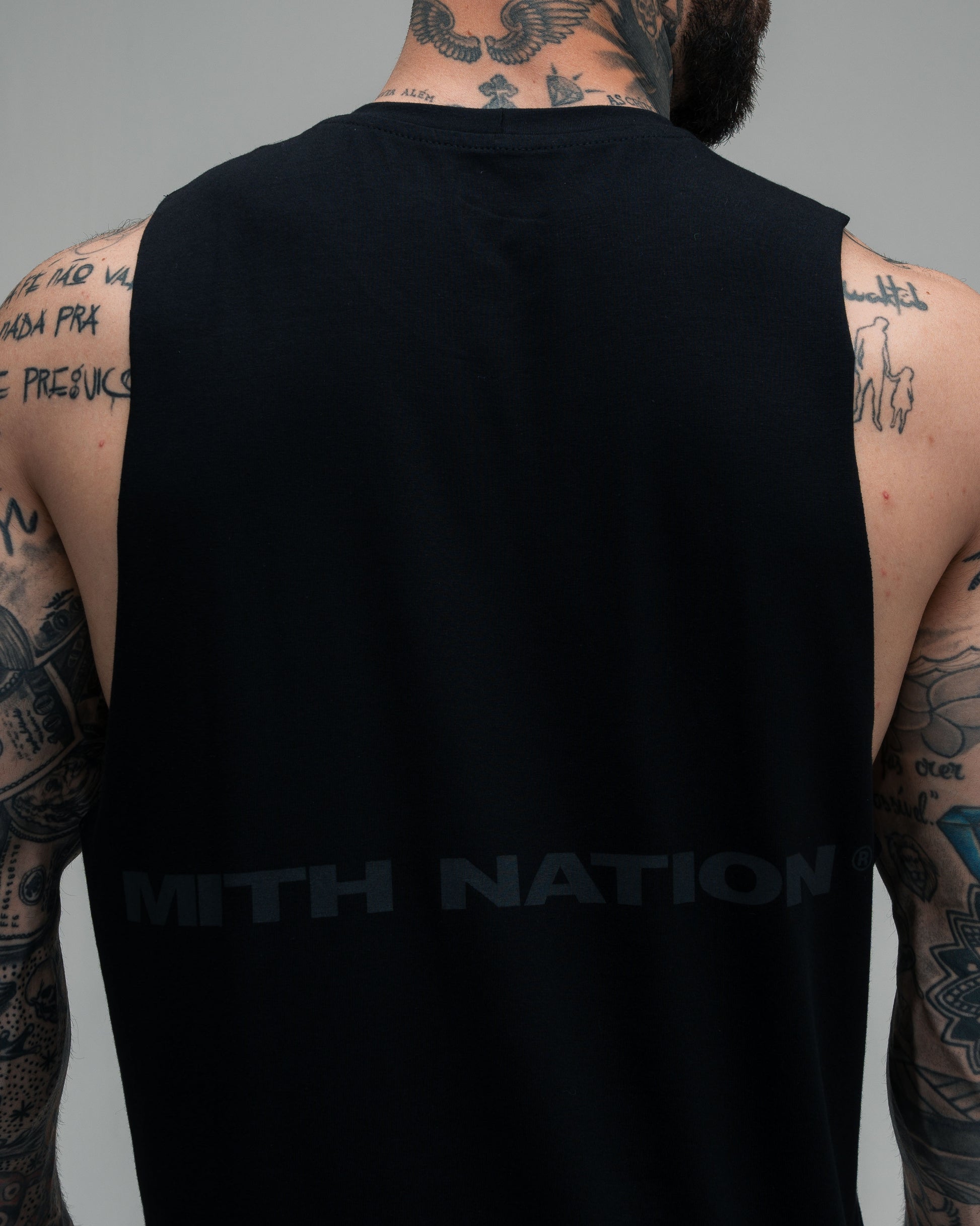 Regata Cut Off Mith Nation Preto