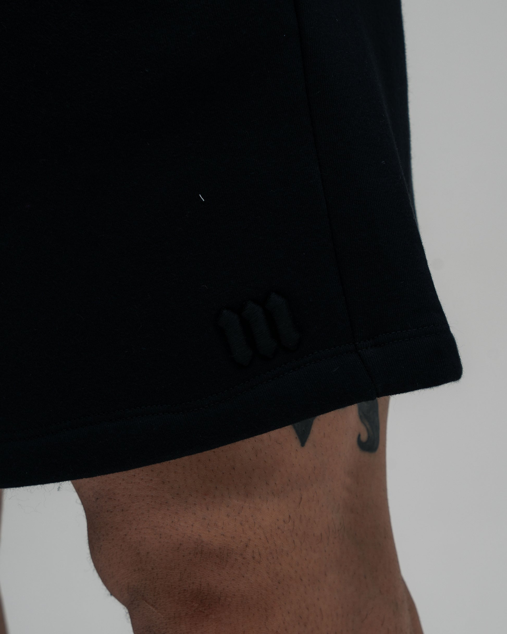 Shorts Curto Moletom Back Mith Preto