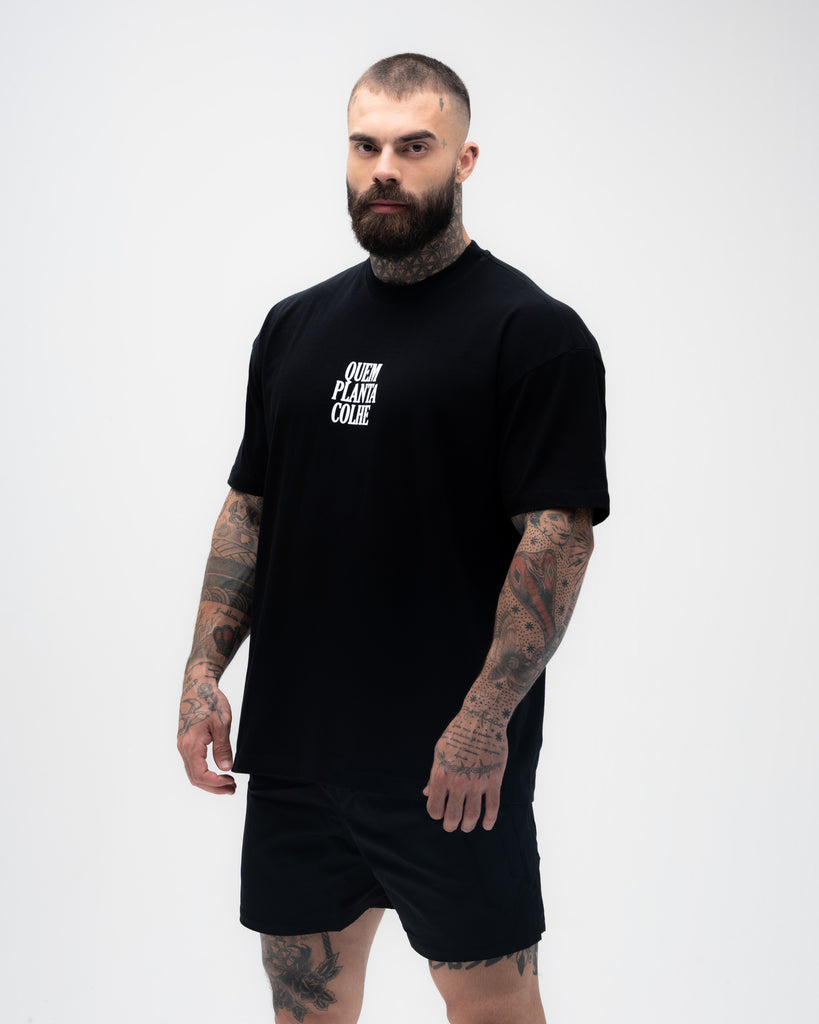 Camiseta <strong>Oversized Treino</strong> Mith Quem Planta Colhe Preto