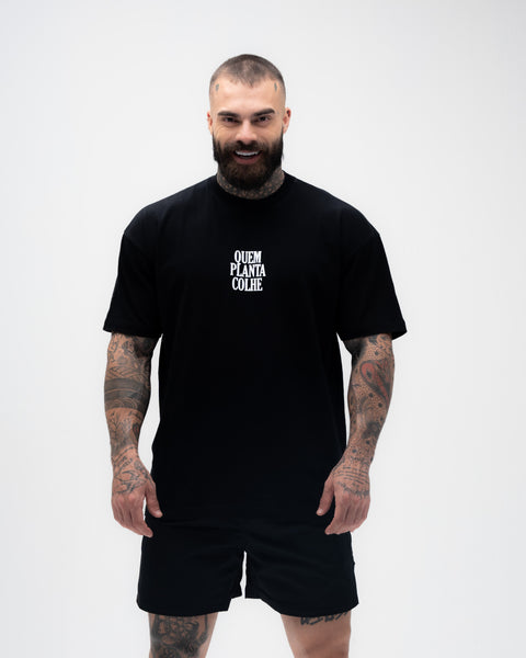 Camiseta <strong>Oversized Treino</strong> Preta Mith Quem Planta Colhe
