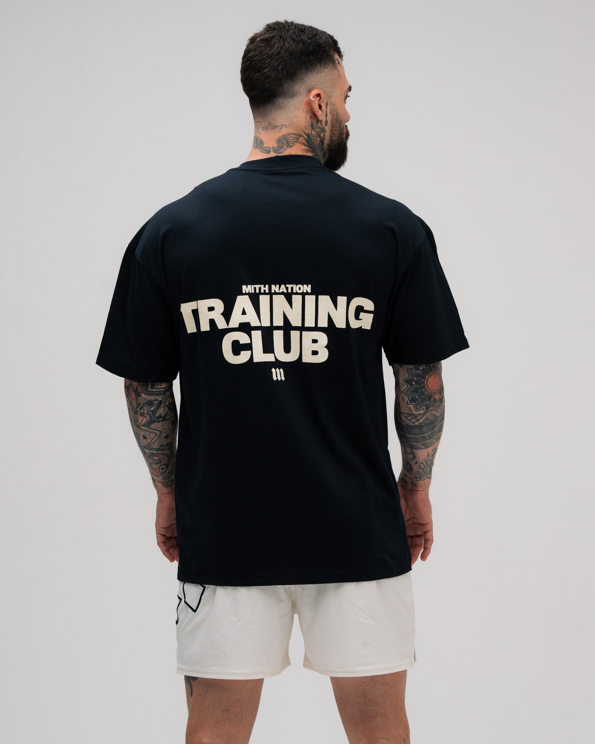 Camiseta Oversized Mith Nation White Training Club Preto