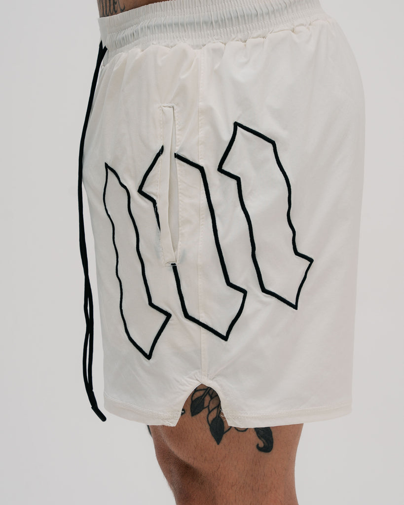 Shorts de Tactel Curto Embroidery Mith Nation Off White