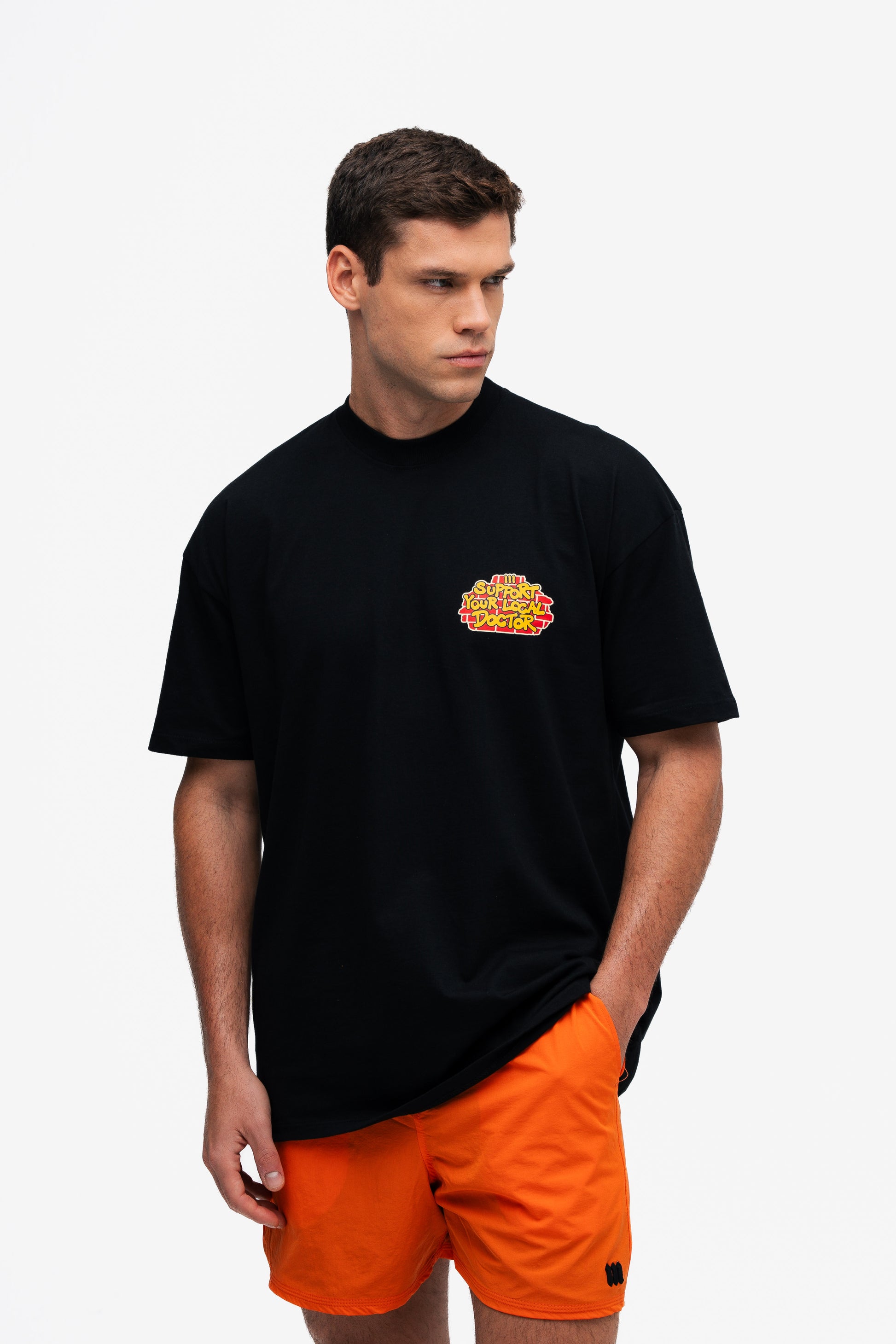 Camiseta Oversized Comam Frutas Support Your Local Preto