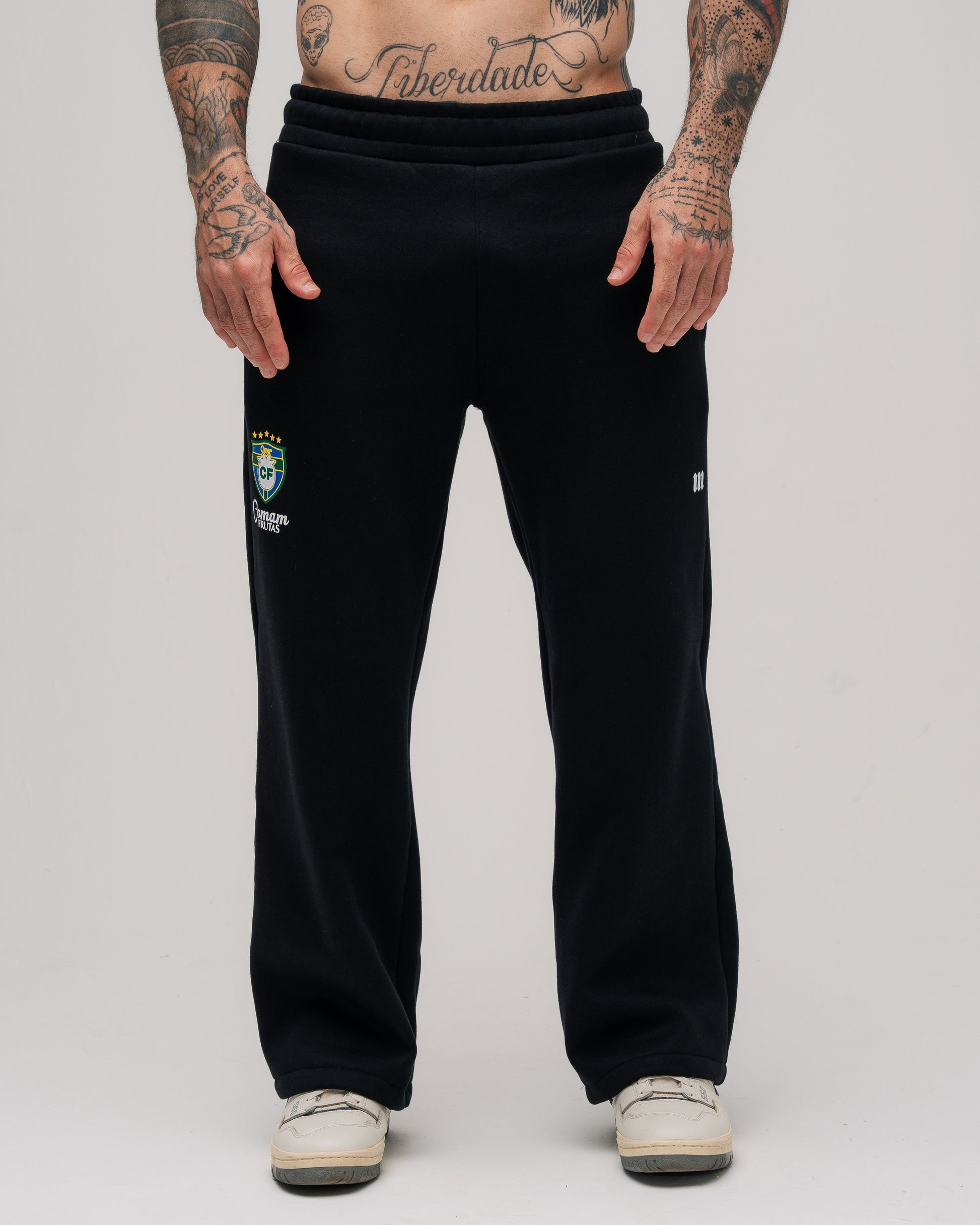 Calça de Moletom Mith Comam Frutas BR Preto