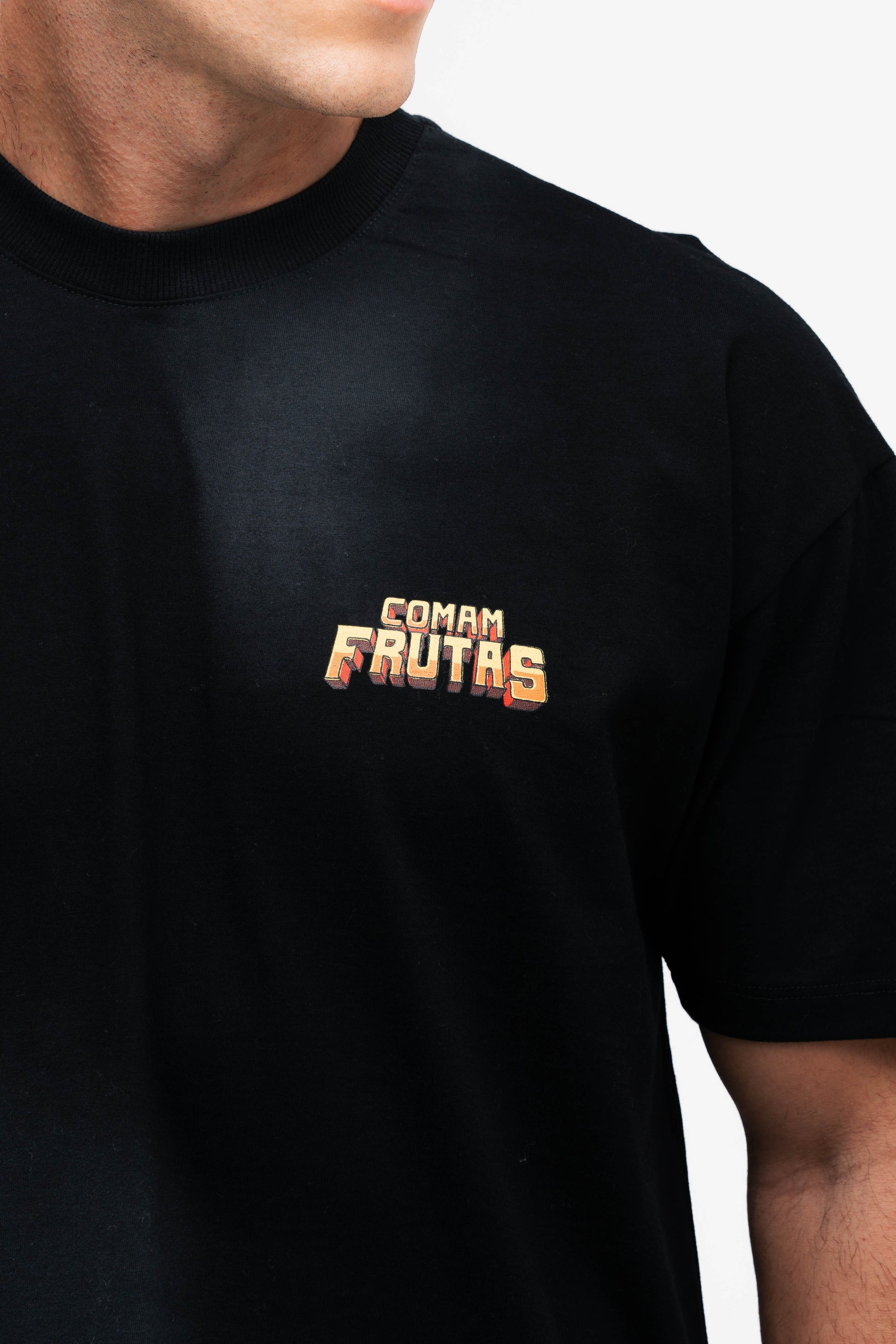 Camiseta Oversized Comam Frutas Quem faz Dieta é Atleta Preto
