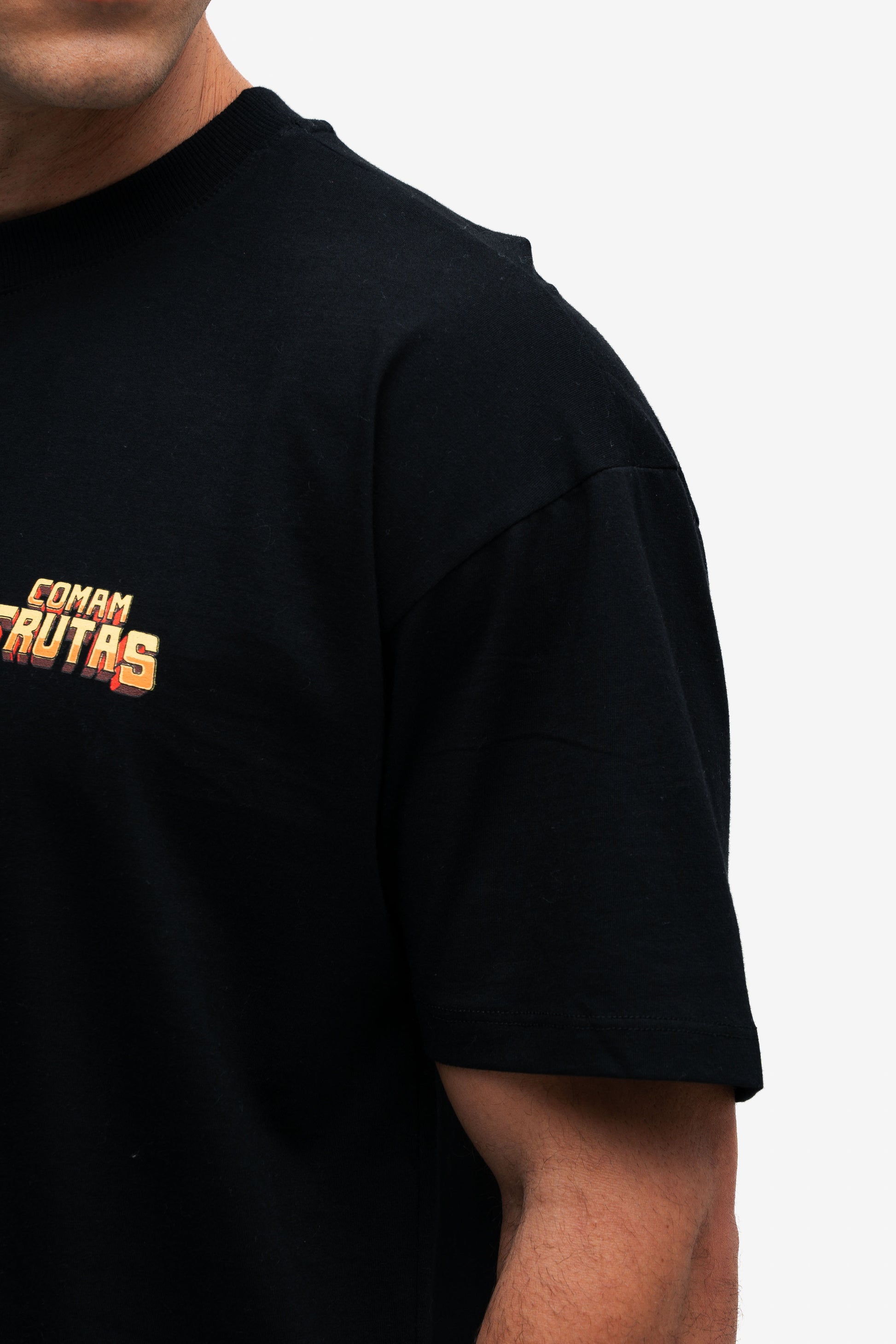 Camiseta Oversized Comam Frutas Quem faz Dieta é Atleta Preto