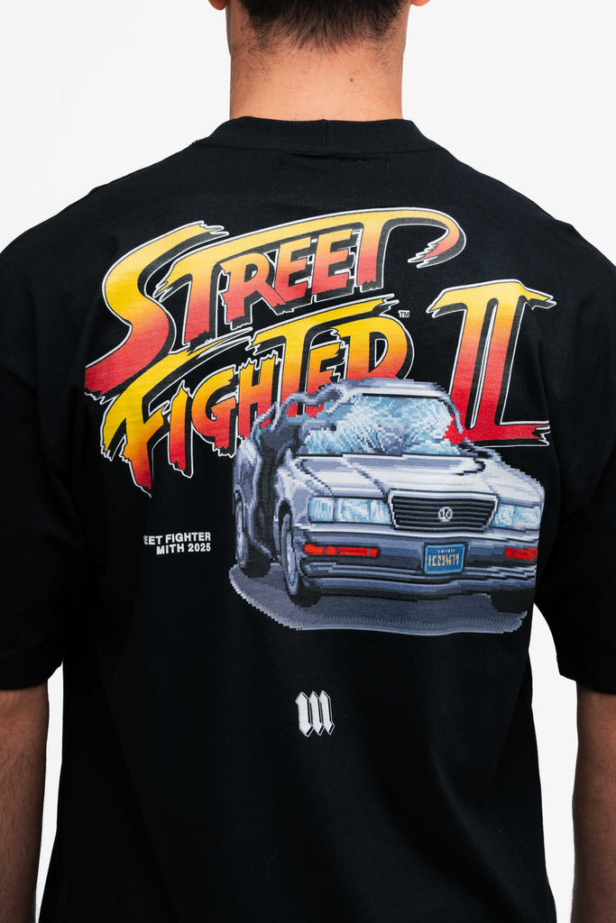 Camiseta Oversized Street Fighter Car Stage Bonus Preto