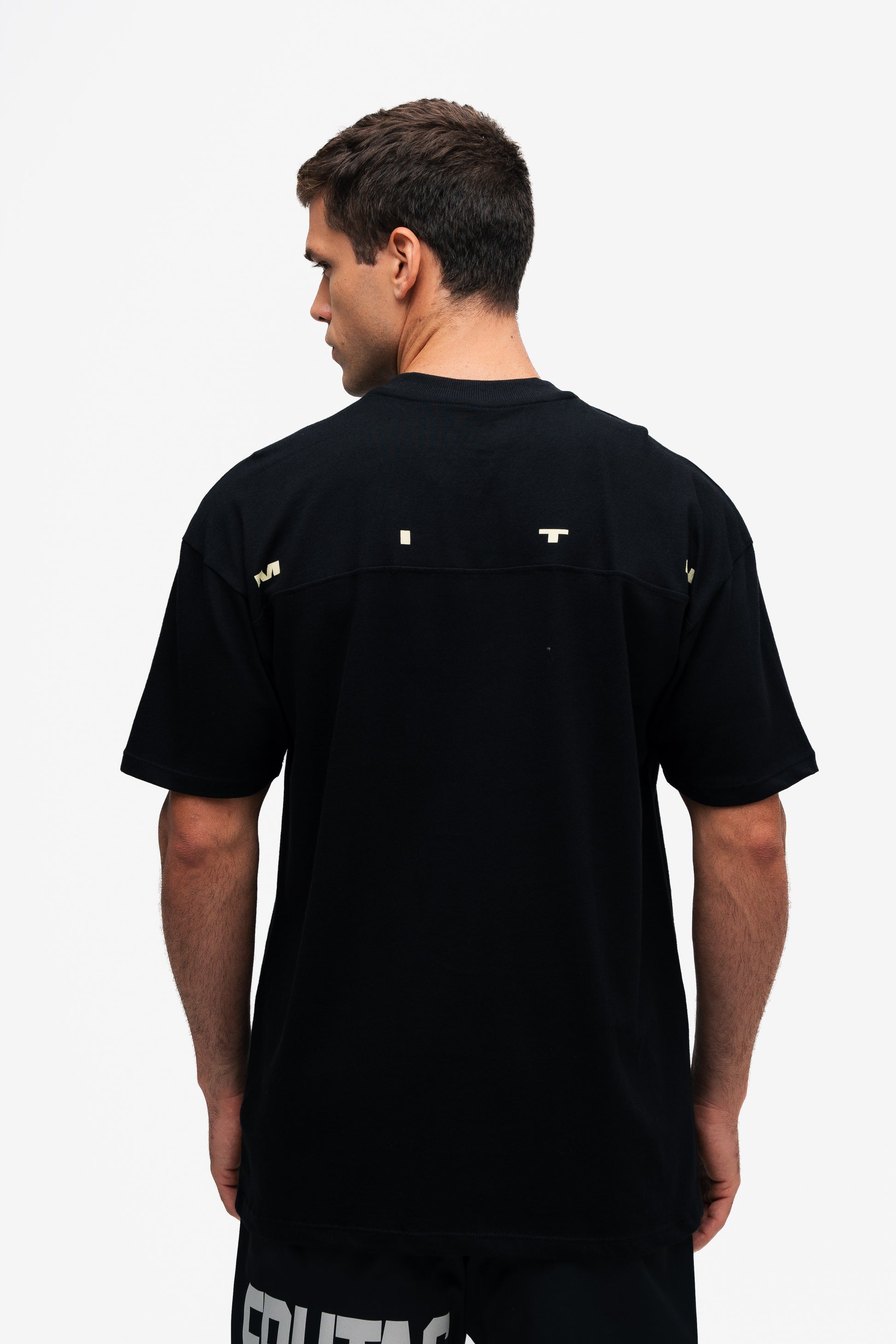 Camiseta Oversized Mith Nation Profile Preto