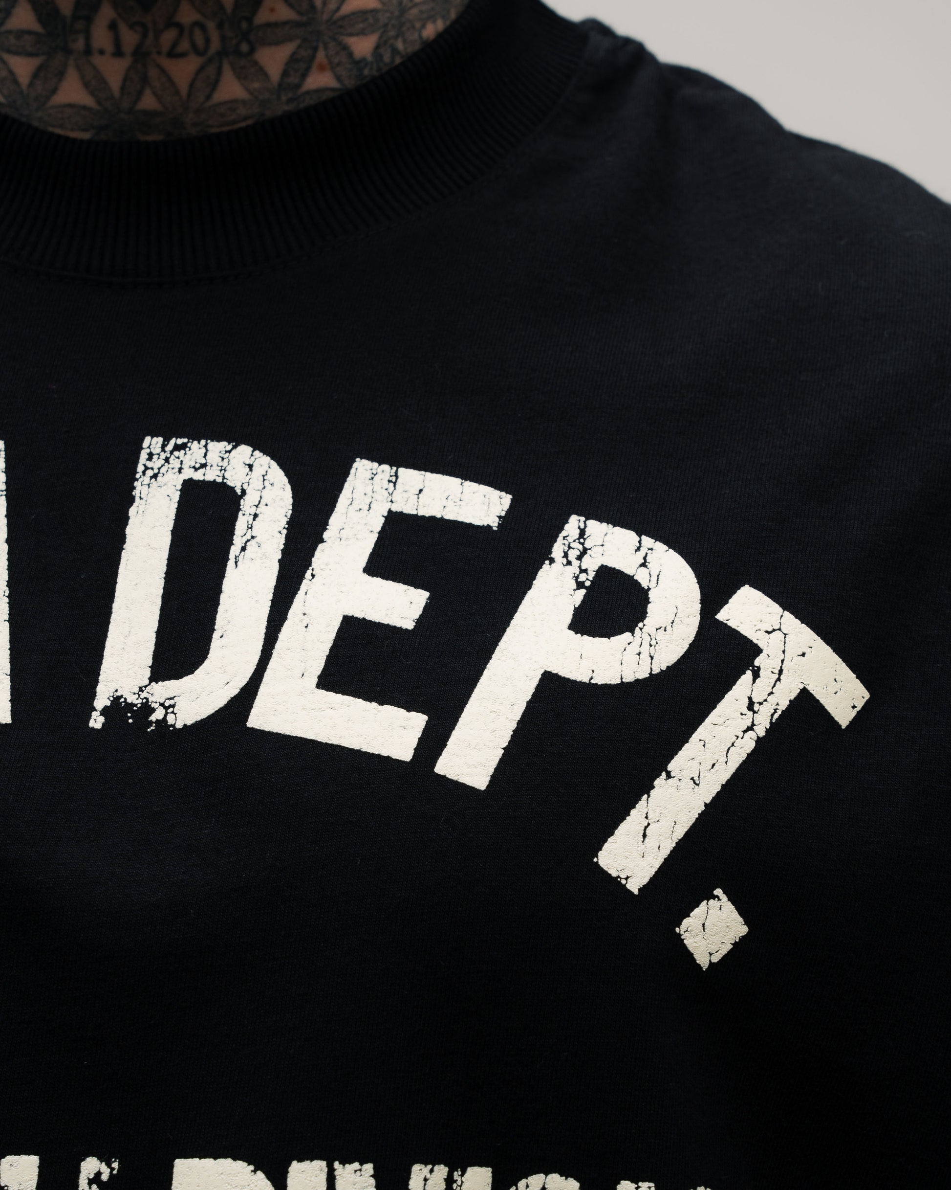 Camiseta Oversized Box Iron Dept. Preto